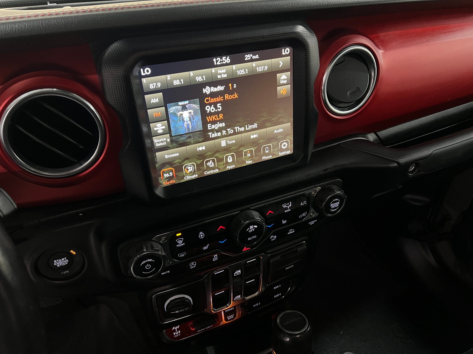 Thumbnail: 2020 Jeep Gladiator - 4