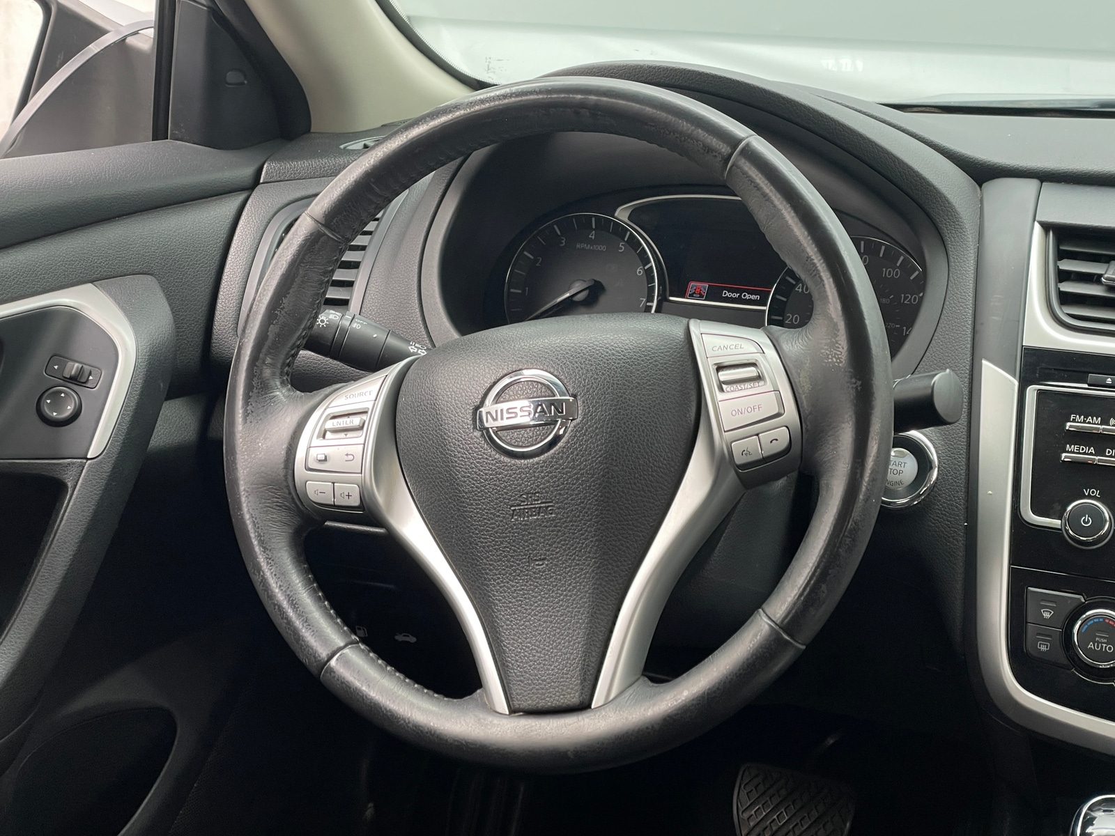 Thumbnail: 2018 Nissan Altima - 5