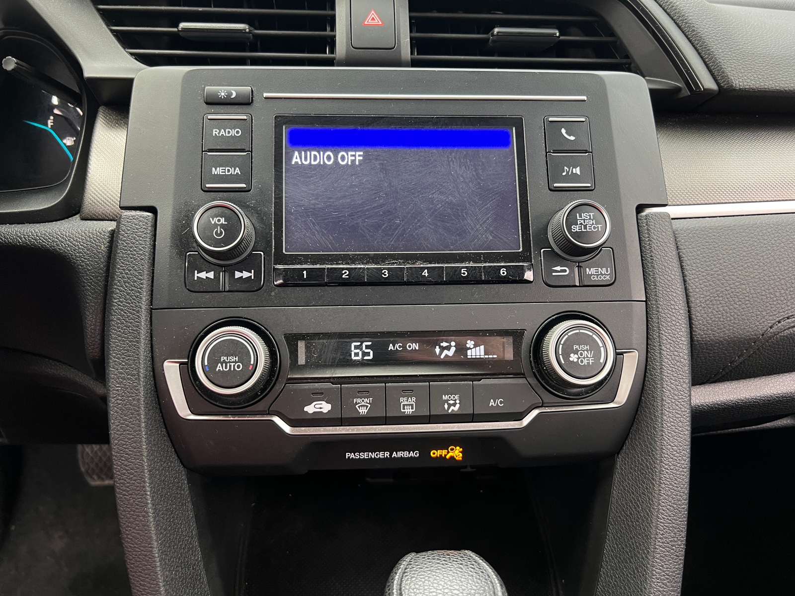 Thumbnail: 2019 Honda Civic - 4