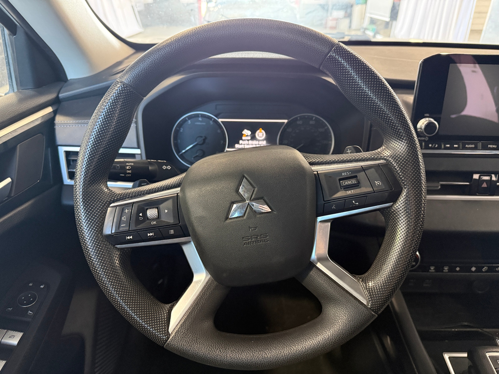 Thumbnail: 2022 Mitsubishi Outlander - 5