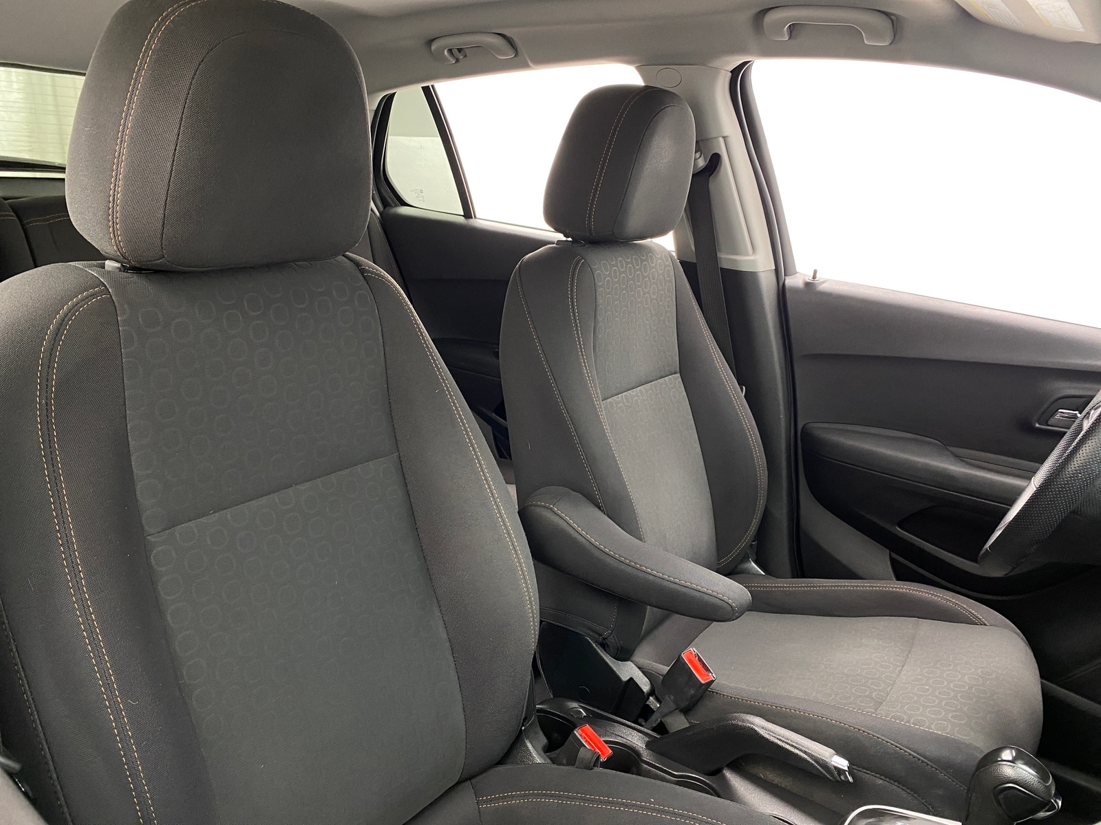 Thumbnail: 2019 Chevrolet Trax - 2