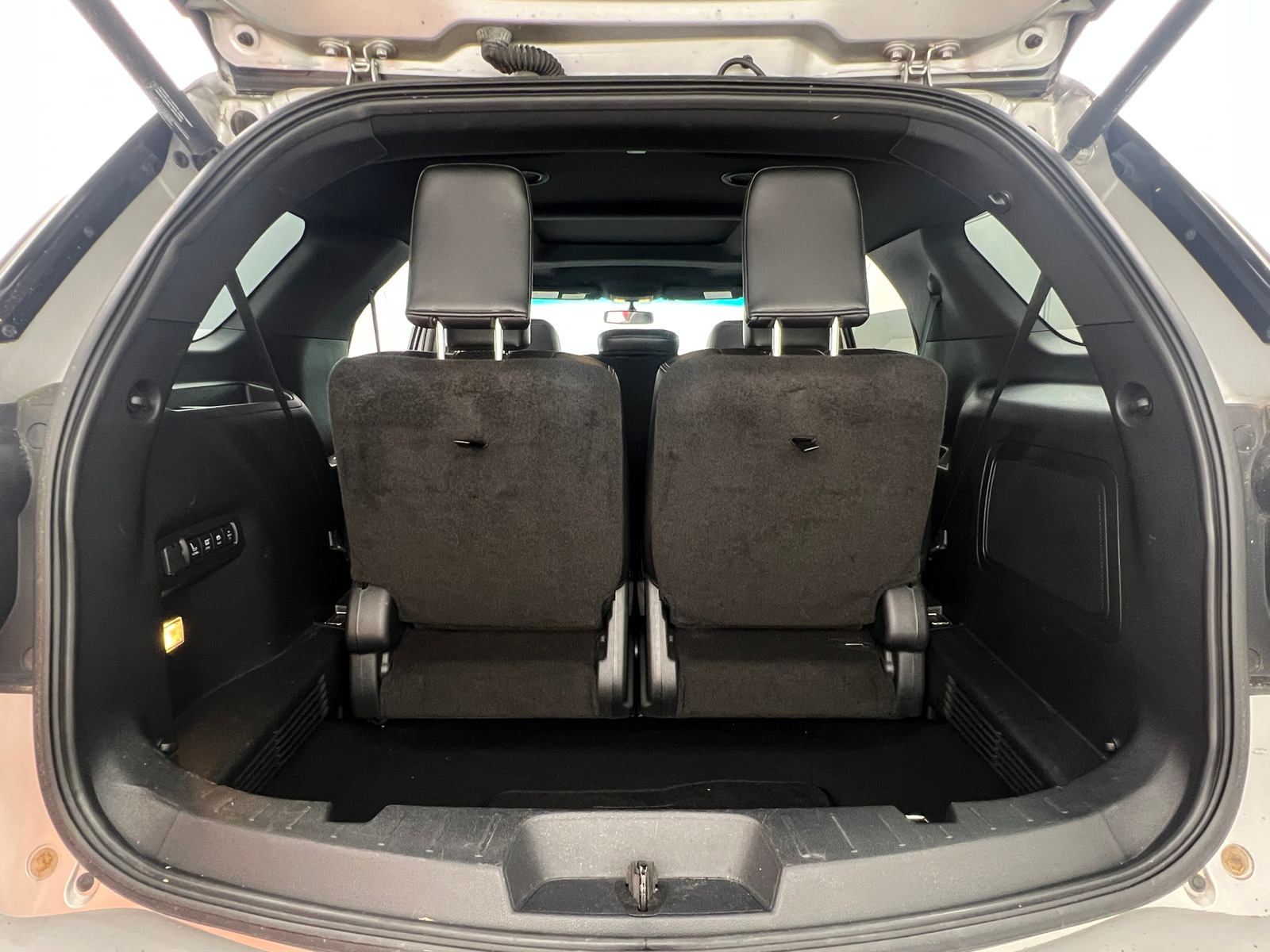 Thumbnail: 2016 Ford Explorer - 6