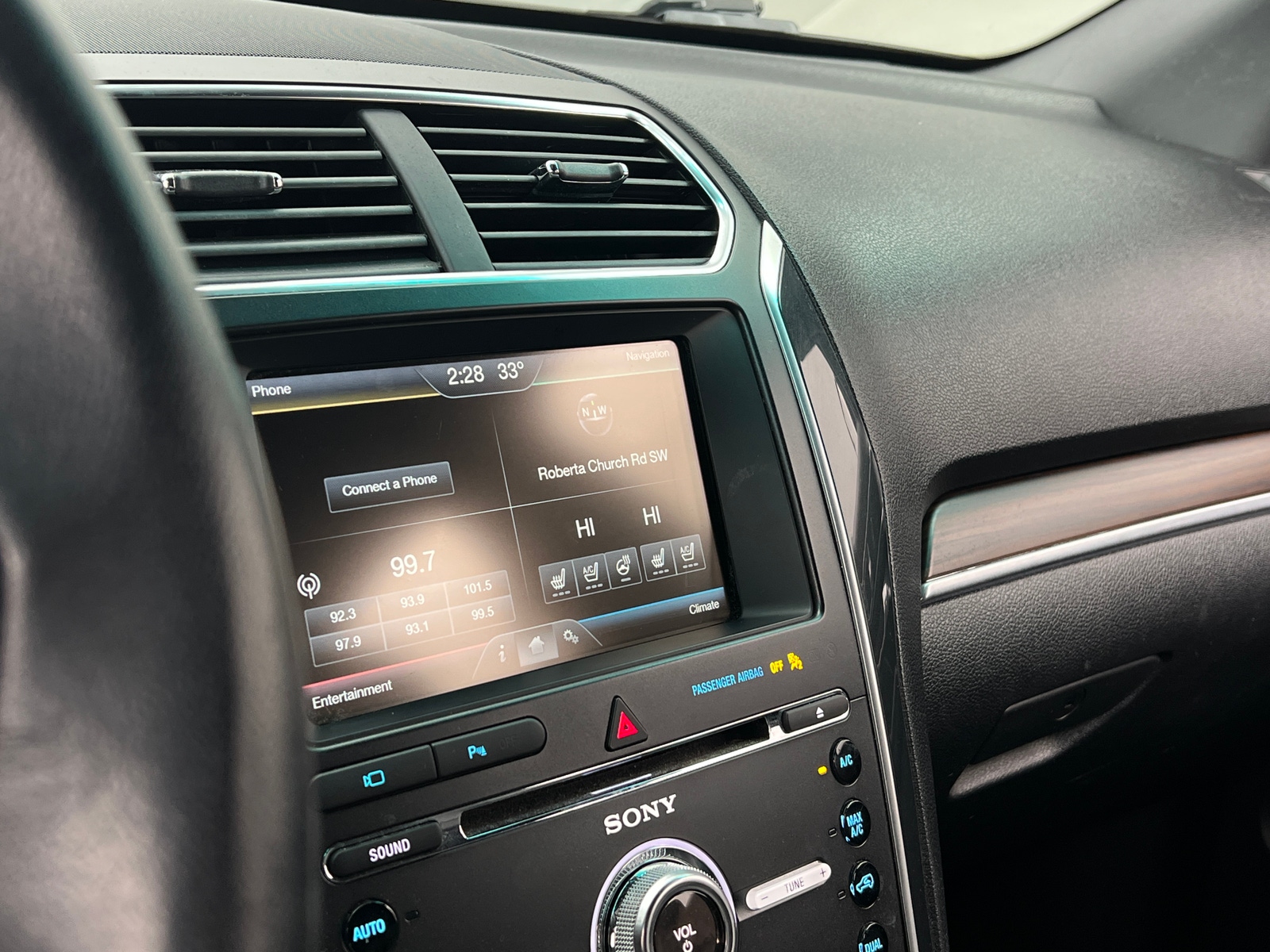 Thumbnail: 2016 Ford Explorer - 3