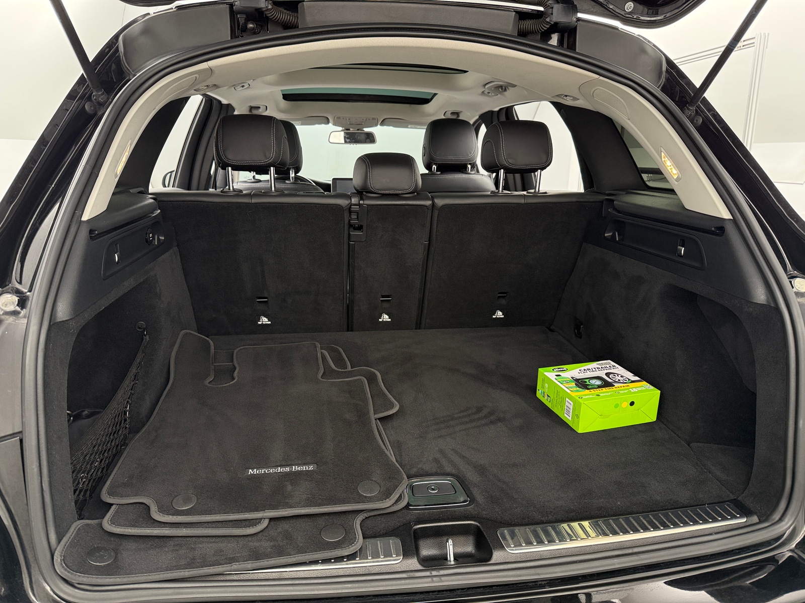 Thumbnail: 2016 Mercedes-Benz GLC - 6