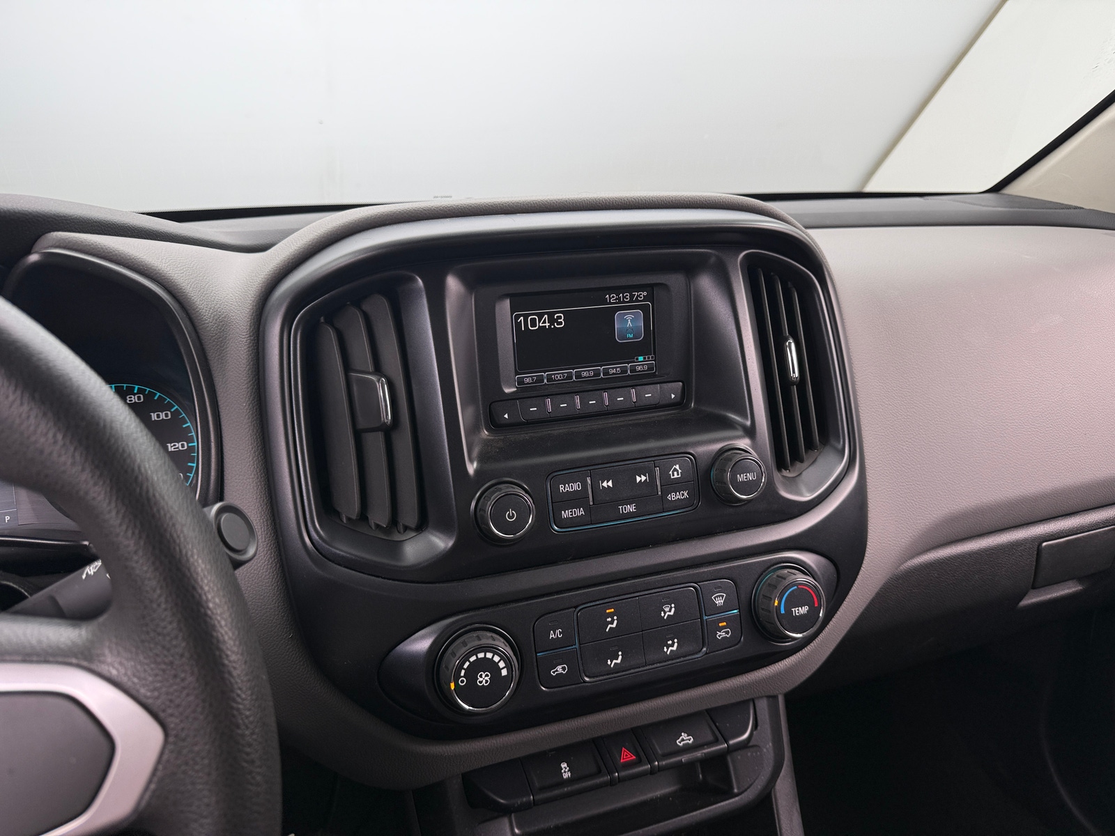 Thumbnail: 2016 Chevrolet Colorado - 4