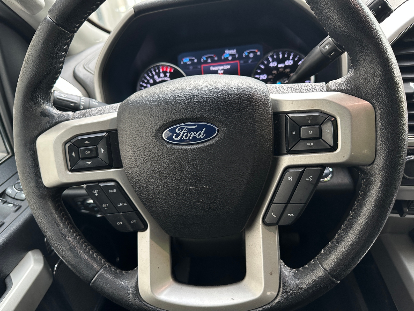 Thumbnail: 2020 Ford Econoline - 4