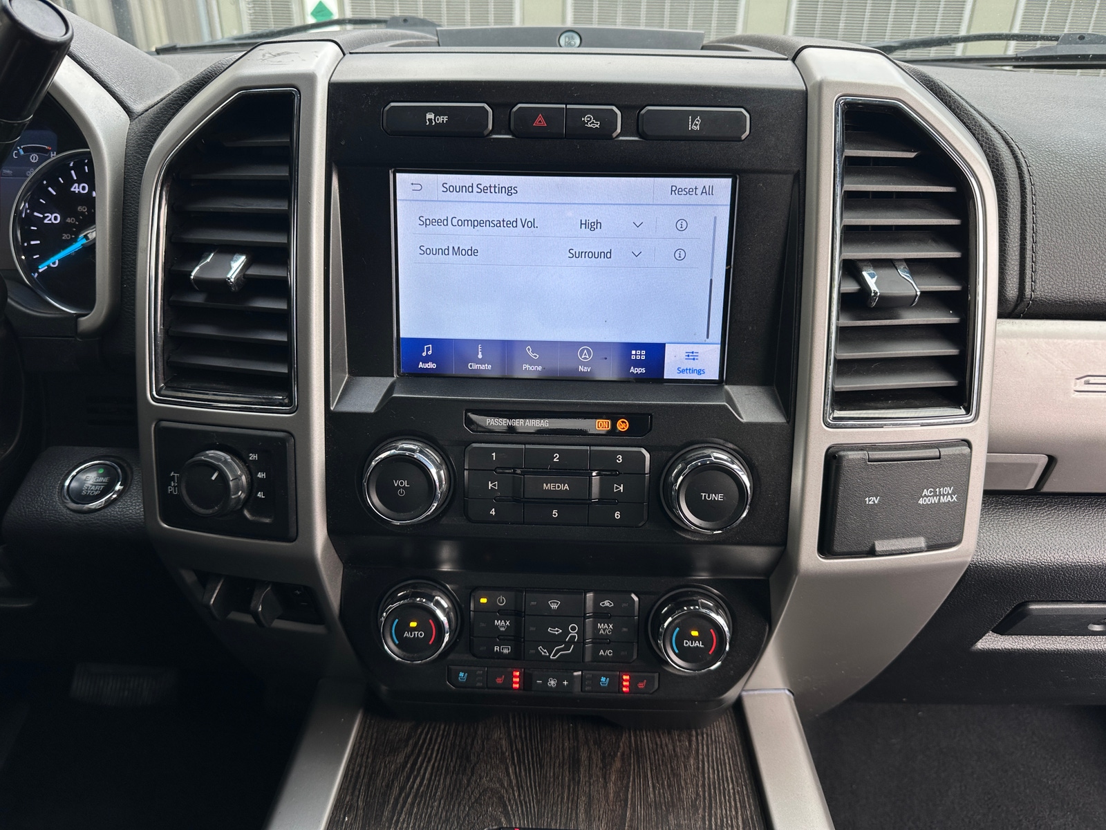 Thumbnail: 2020 Ford Econoline - 3