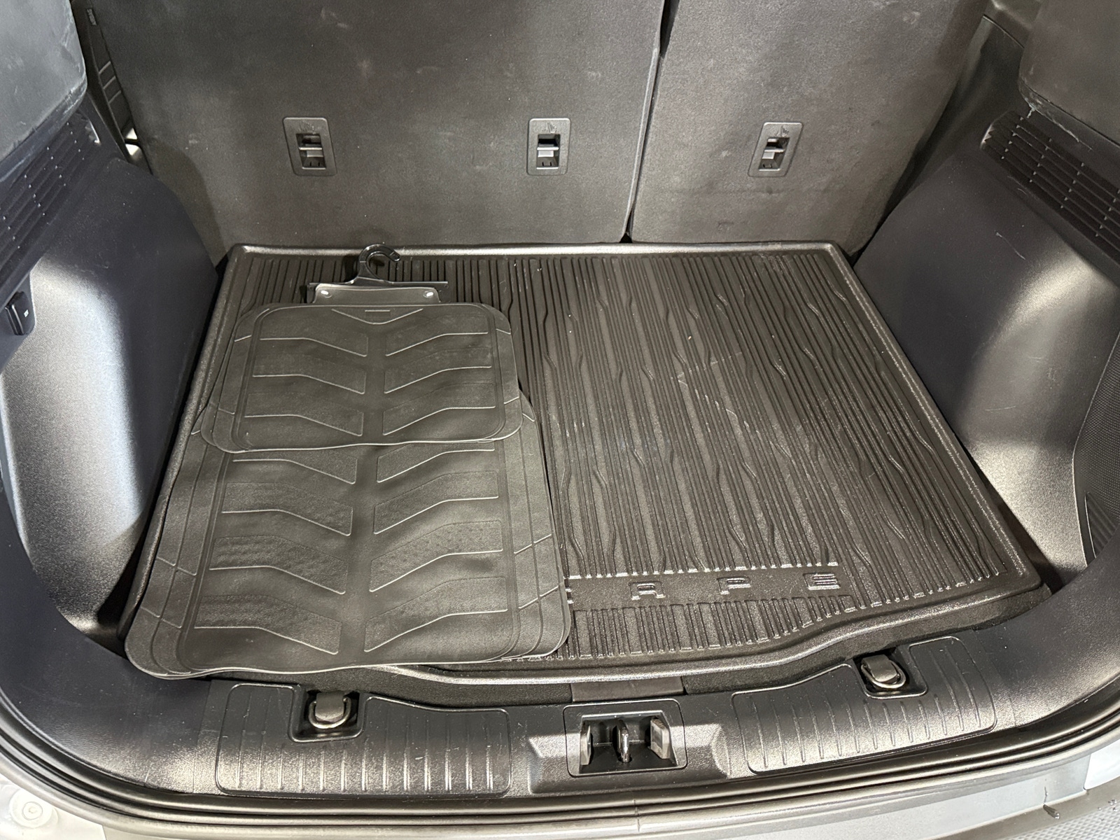 Thumbnail: 2022 Ford Escape - 6