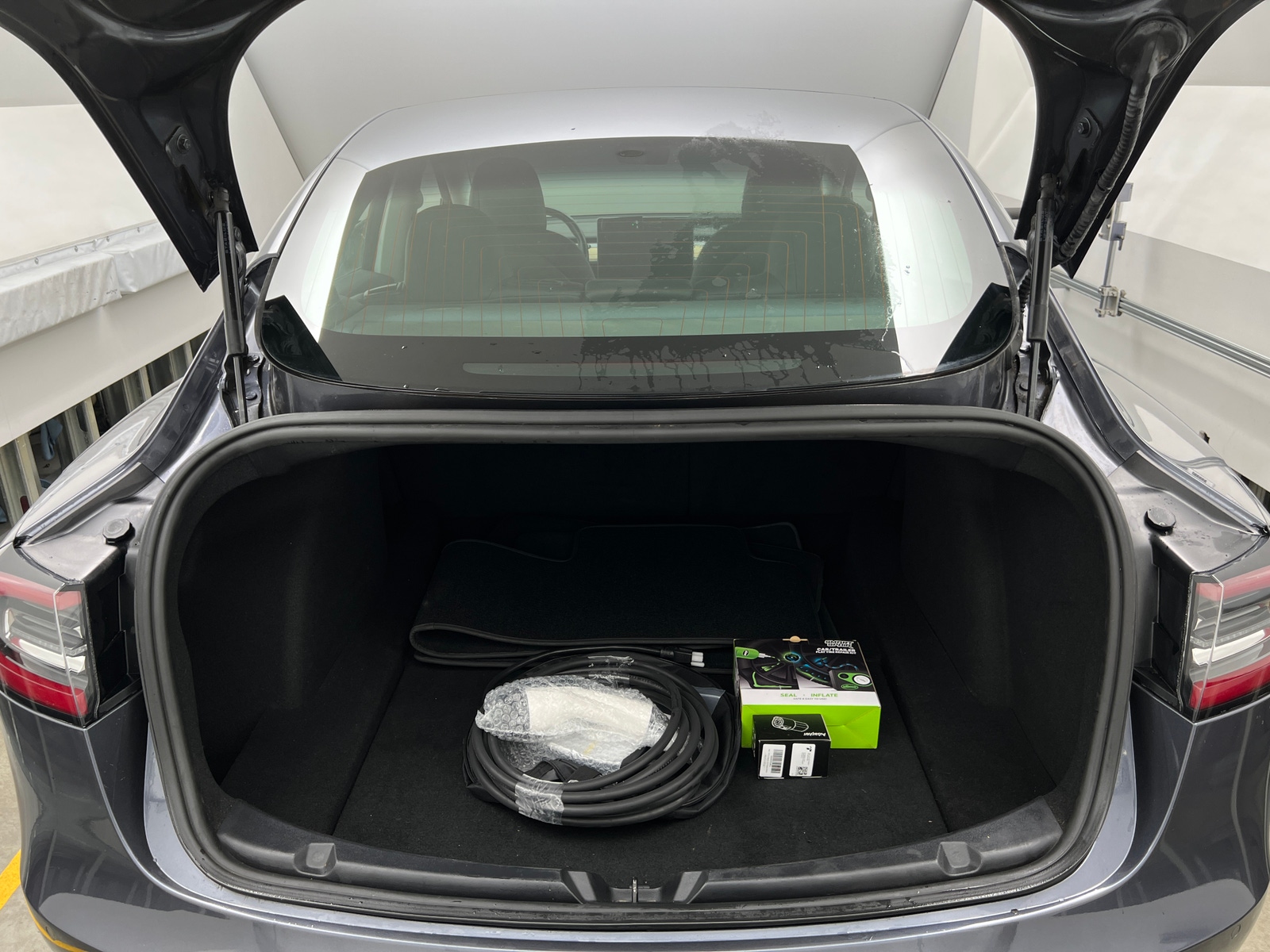 Thumbnail: 2018 Tesla Model 3 - 6