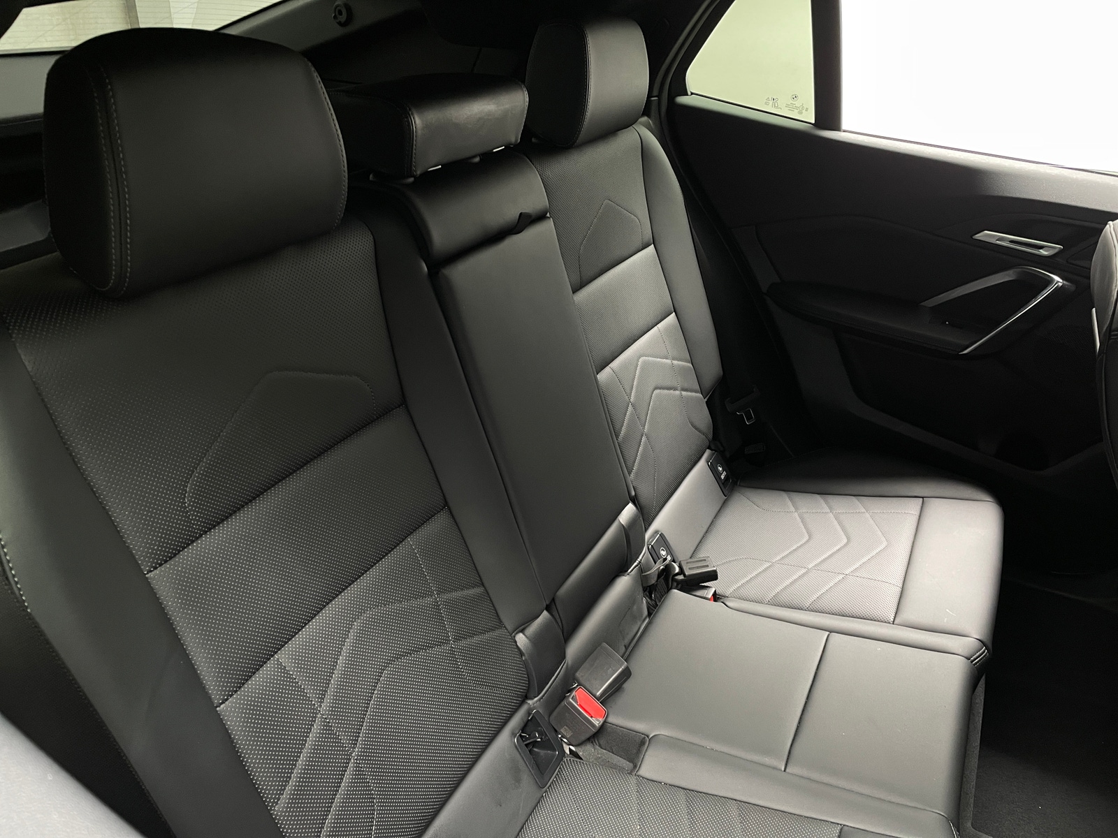 Thumbnail: 2025 BMW X2 - 5