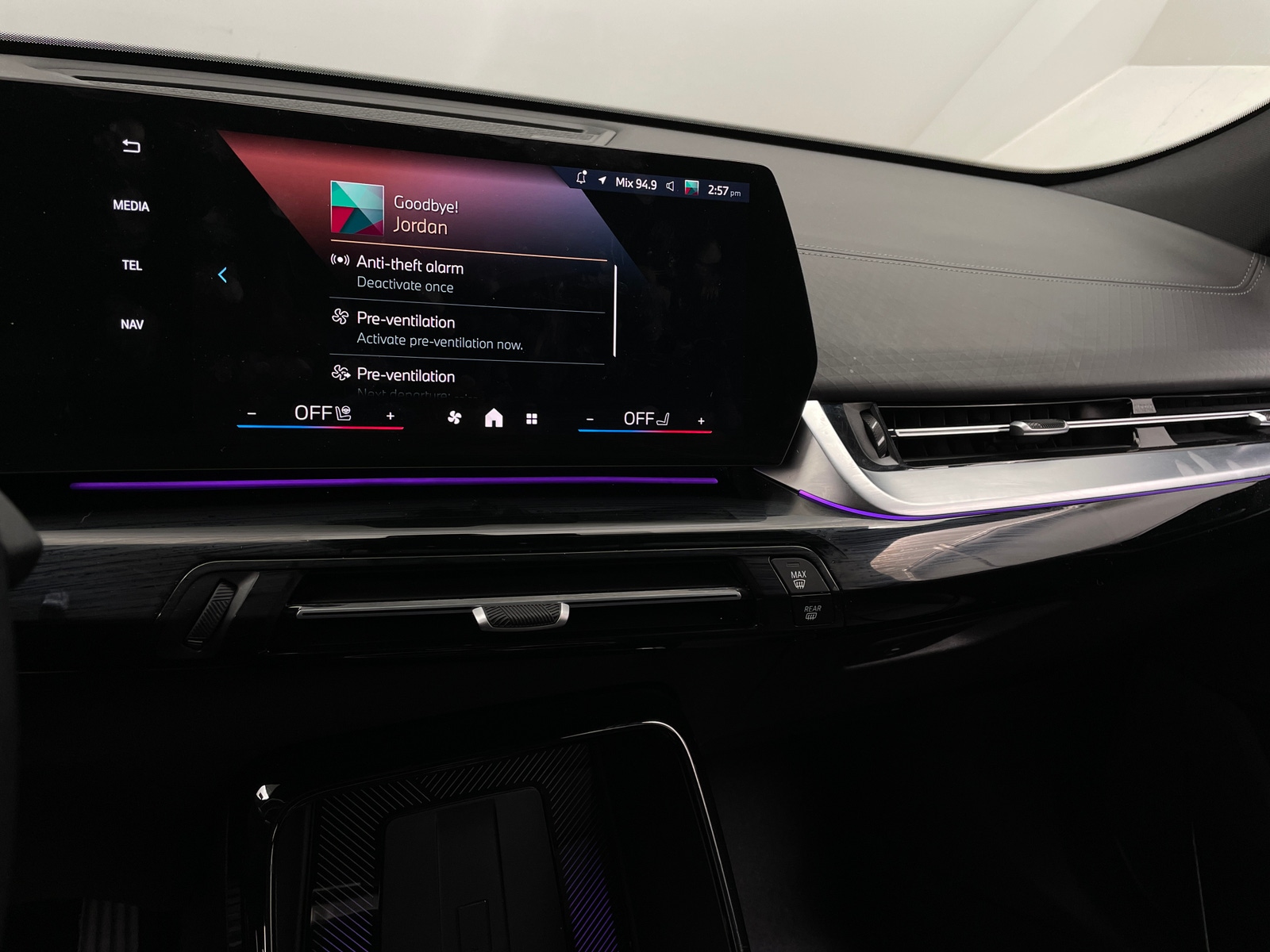 Thumbnail: 2025 BMW X2 - 3