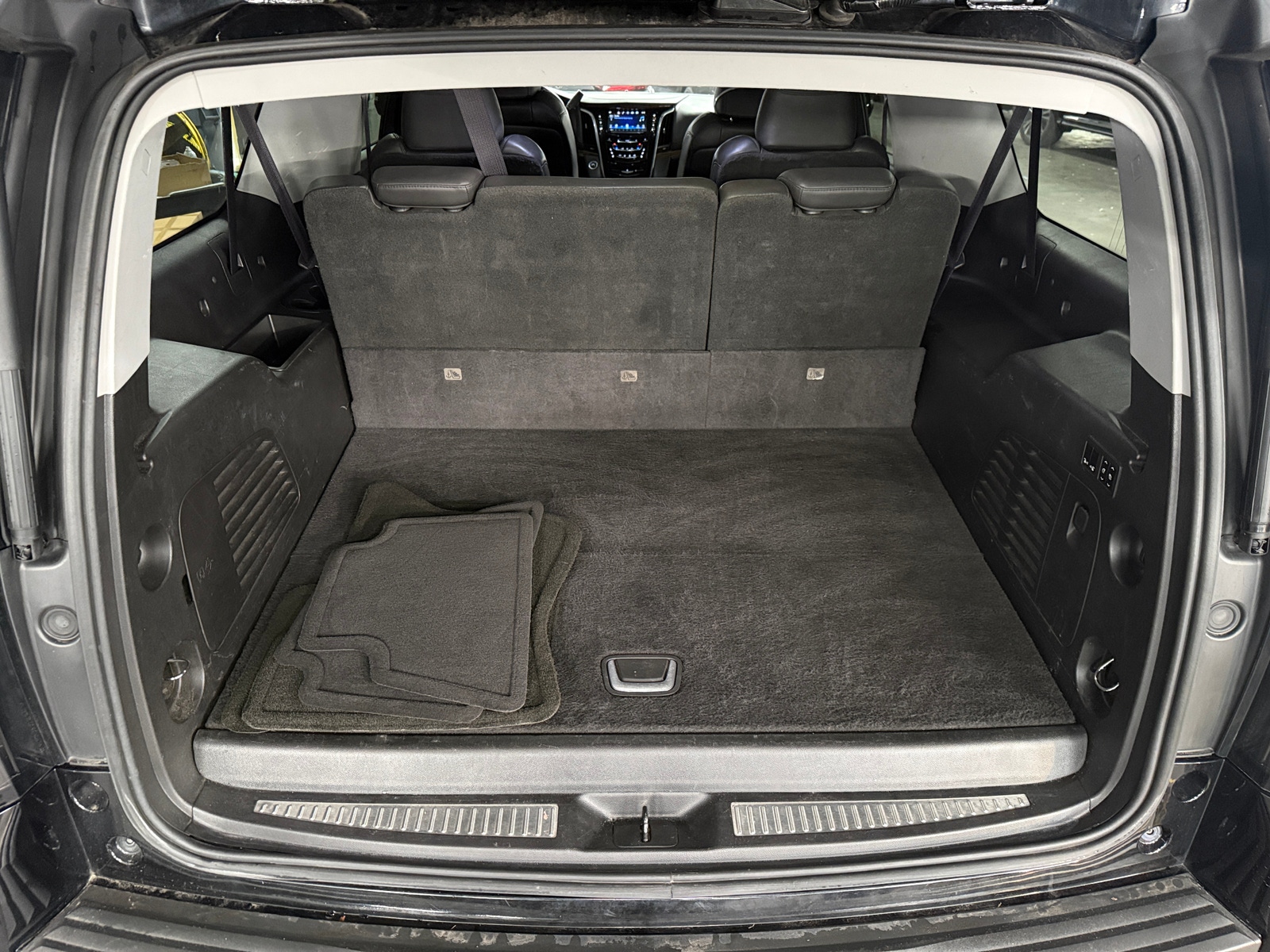 Thumbnail: 2016 Cadillac Escalade - 6