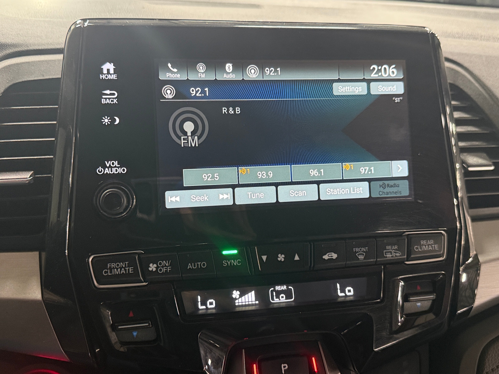 Thumbnail: 2019 Honda Odyssey - 3