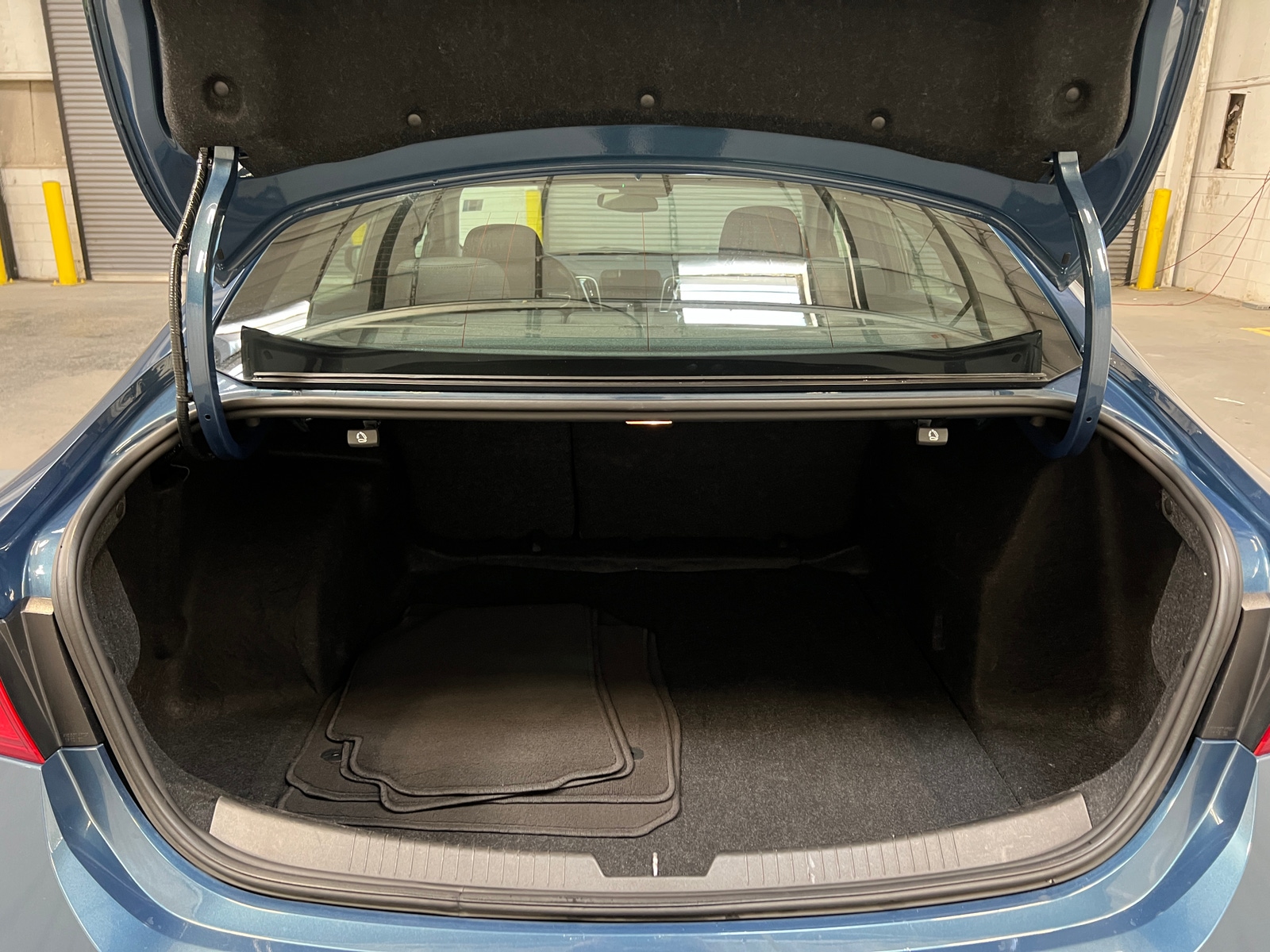 Thumbnail: 2024 Chevrolet Malibu - 7