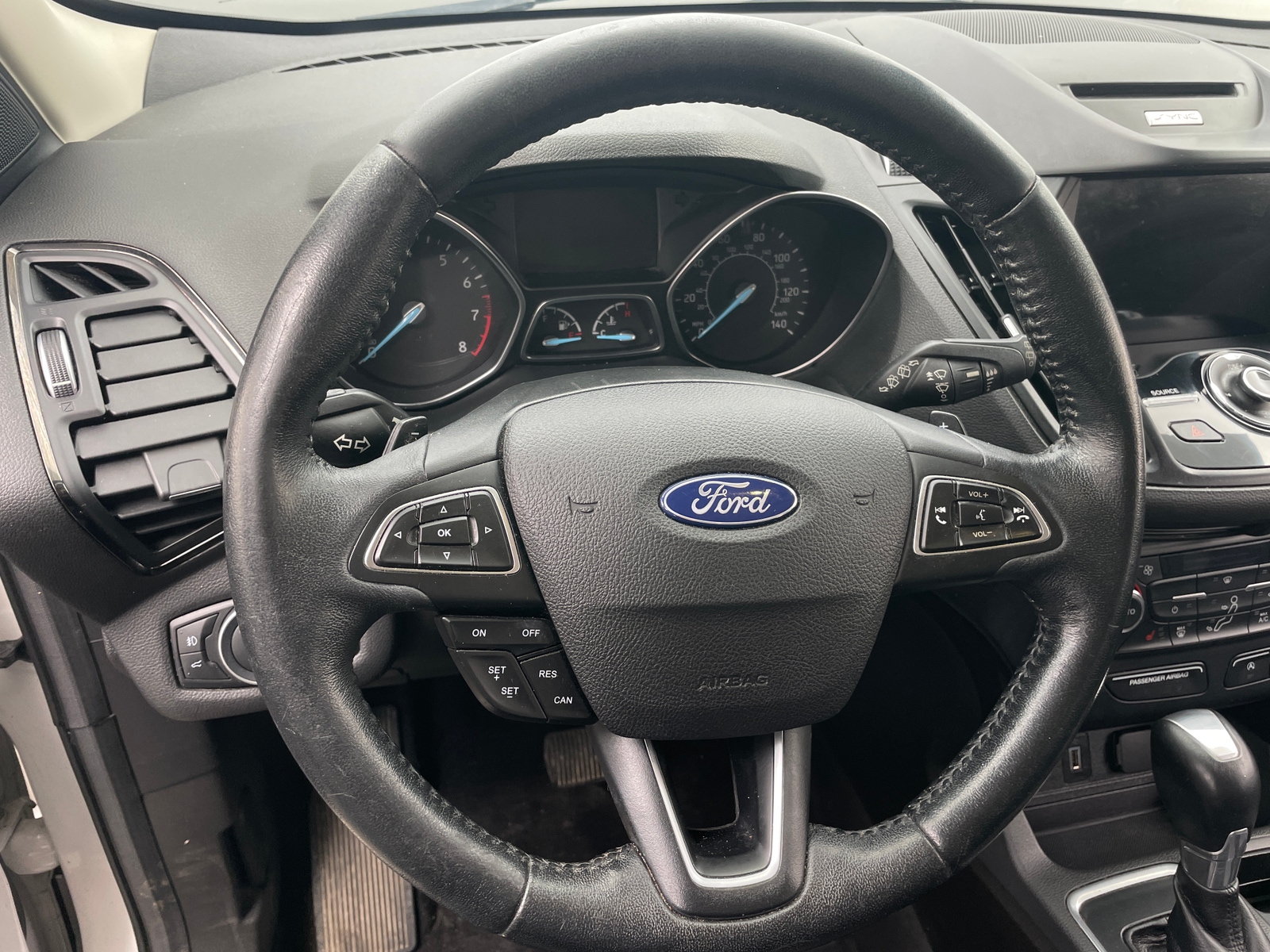 Thumbnail: 2017 Ford Escape - 4