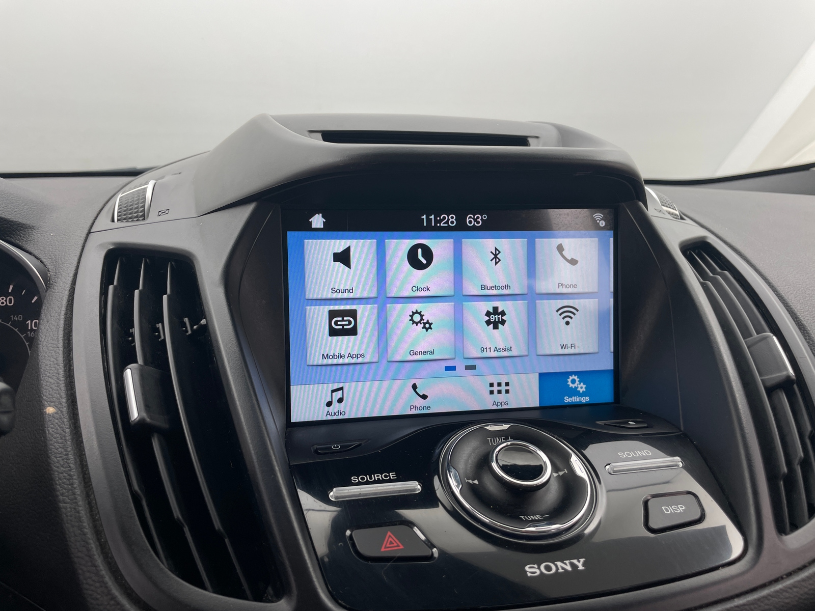 Thumbnail: 2017 Ford Escape - 3