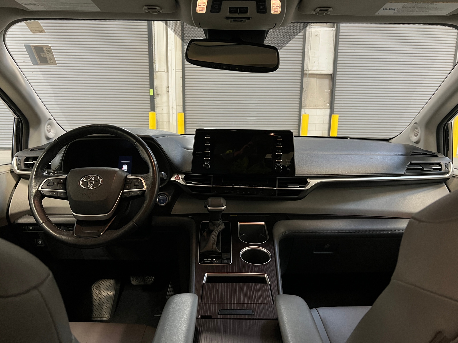 Thumbnail: 2021 Toyota Sienna - 2