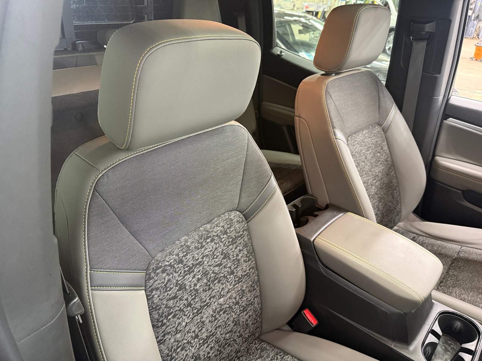 Thumbnail: 2024 Chevrolet Colorado - 2