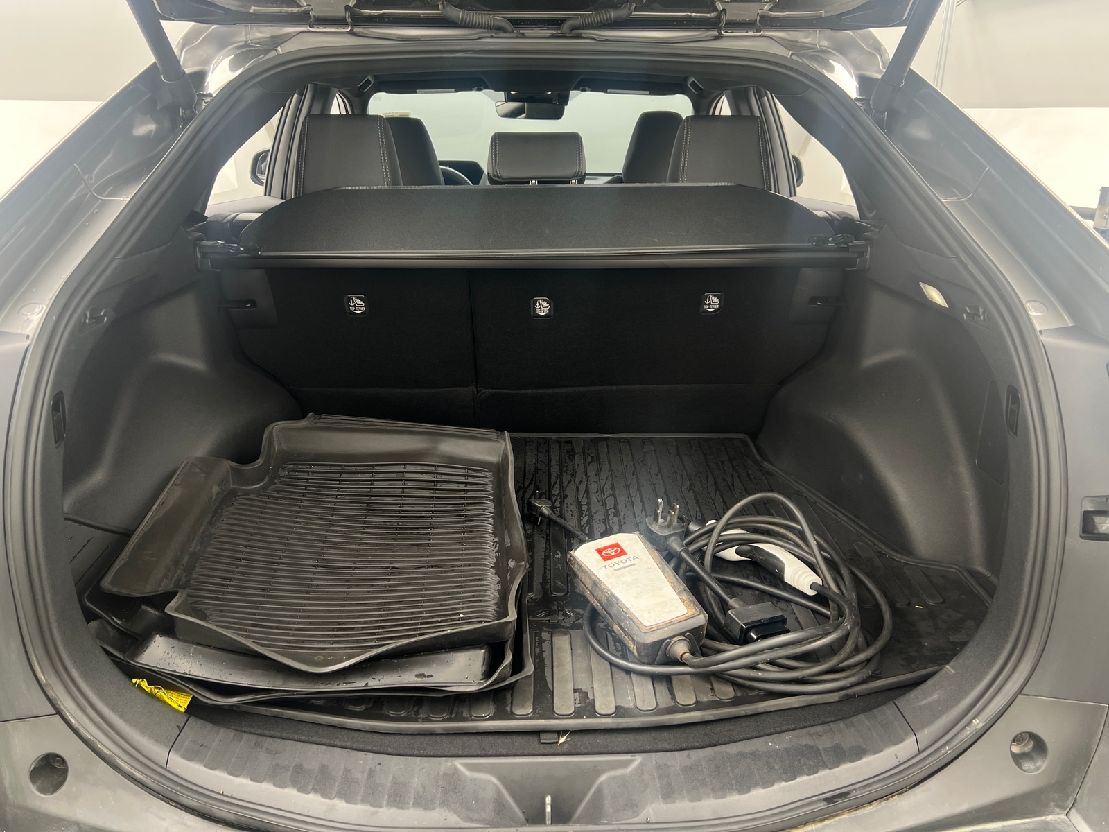 Thumbnail: 2024 Toyota bZ4X - 6