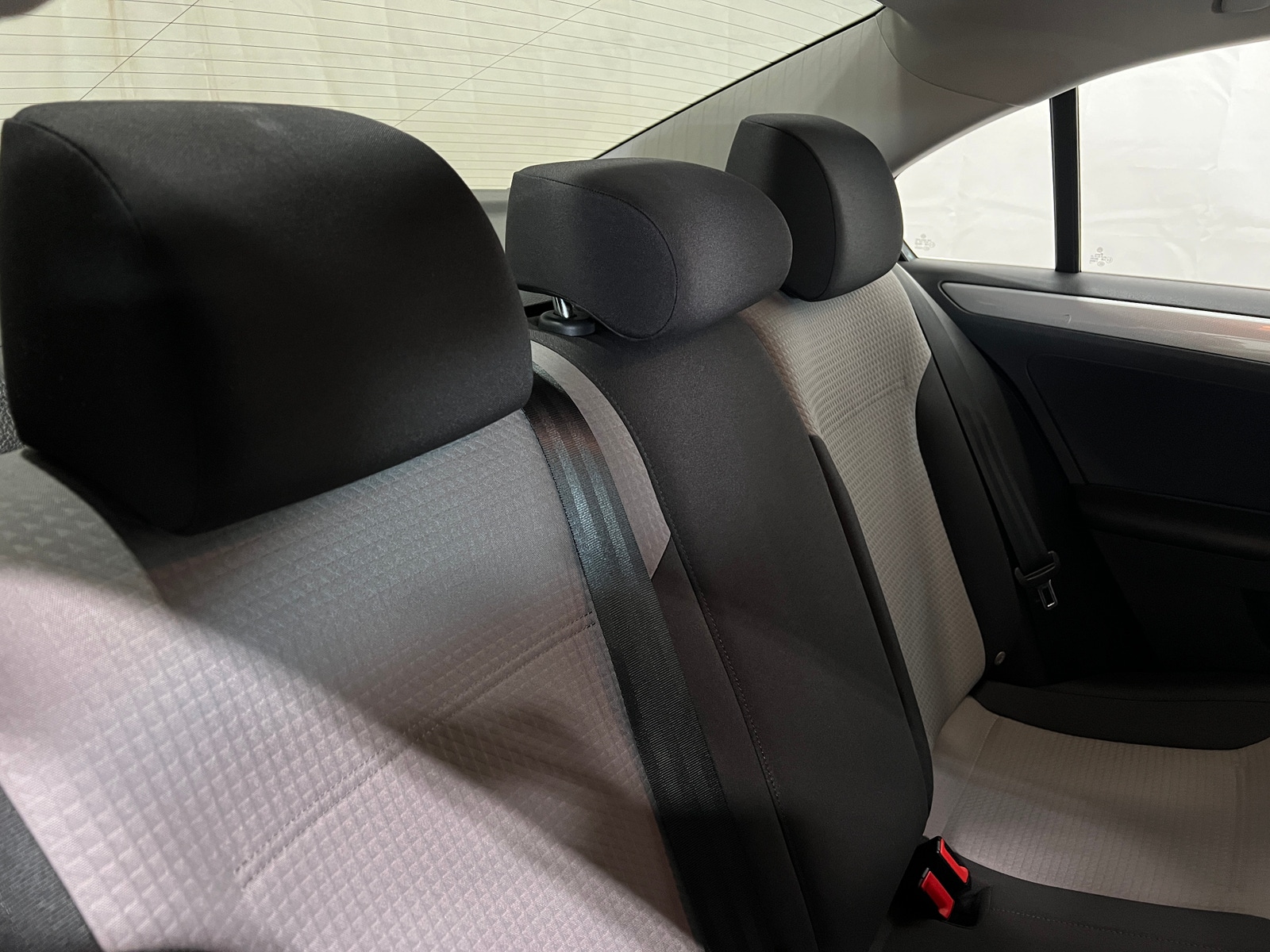 Thumbnail: 2017 Volkswagen Jetta - 6