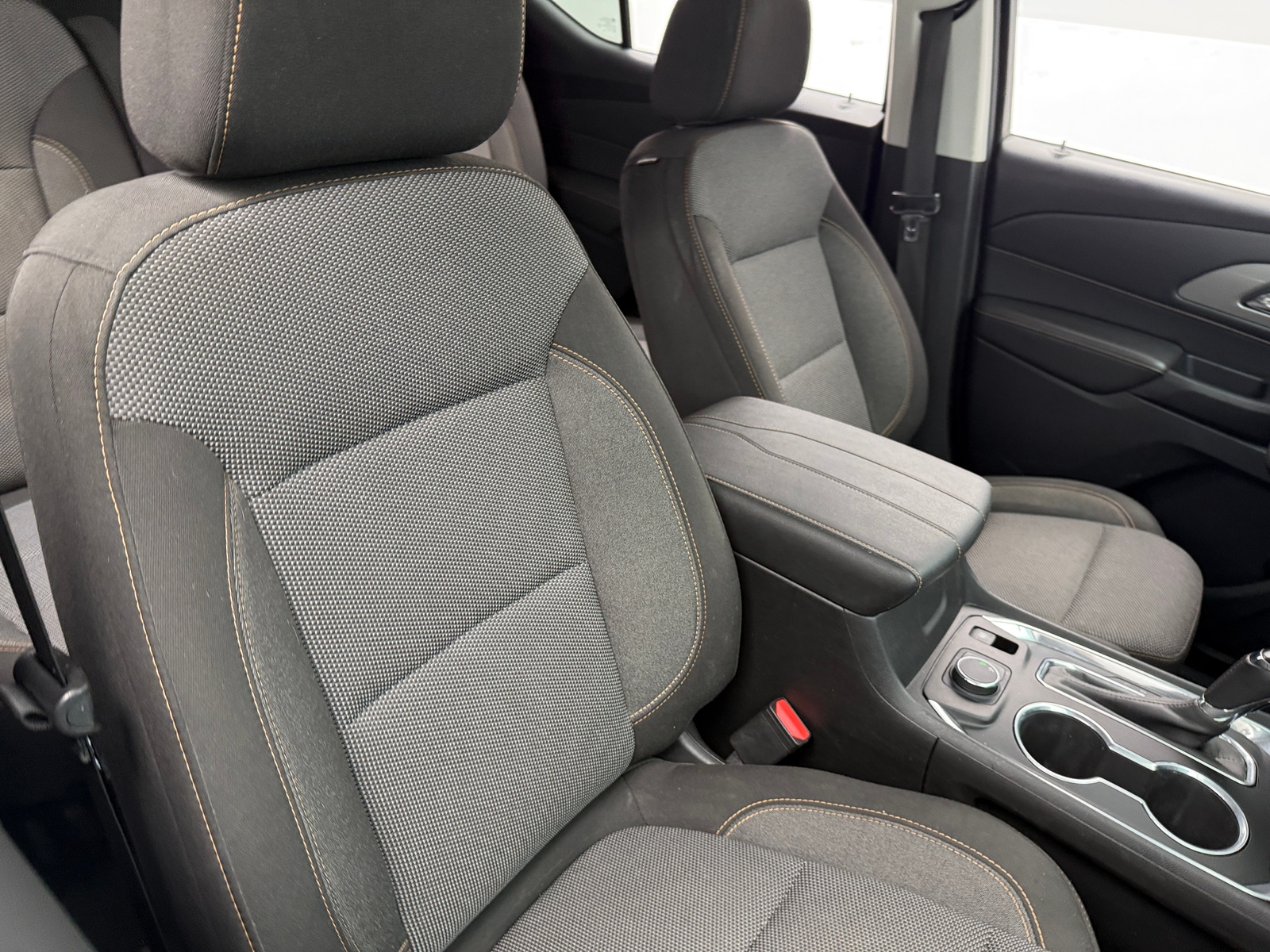 Thumbnail: 2020 Chevrolet Traverse - 2