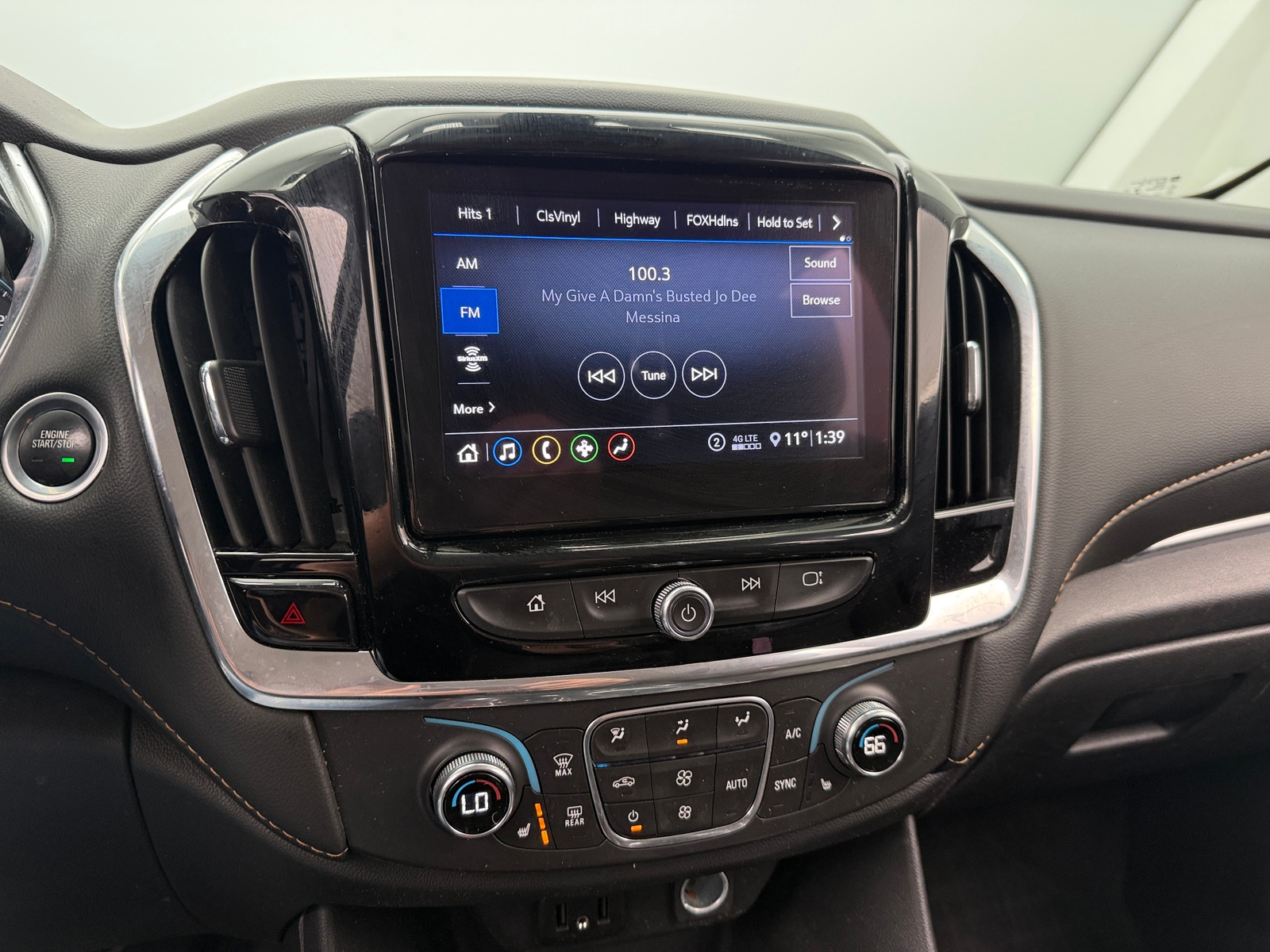 Thumbnail: 2020 Chevrolet Traverse - 4