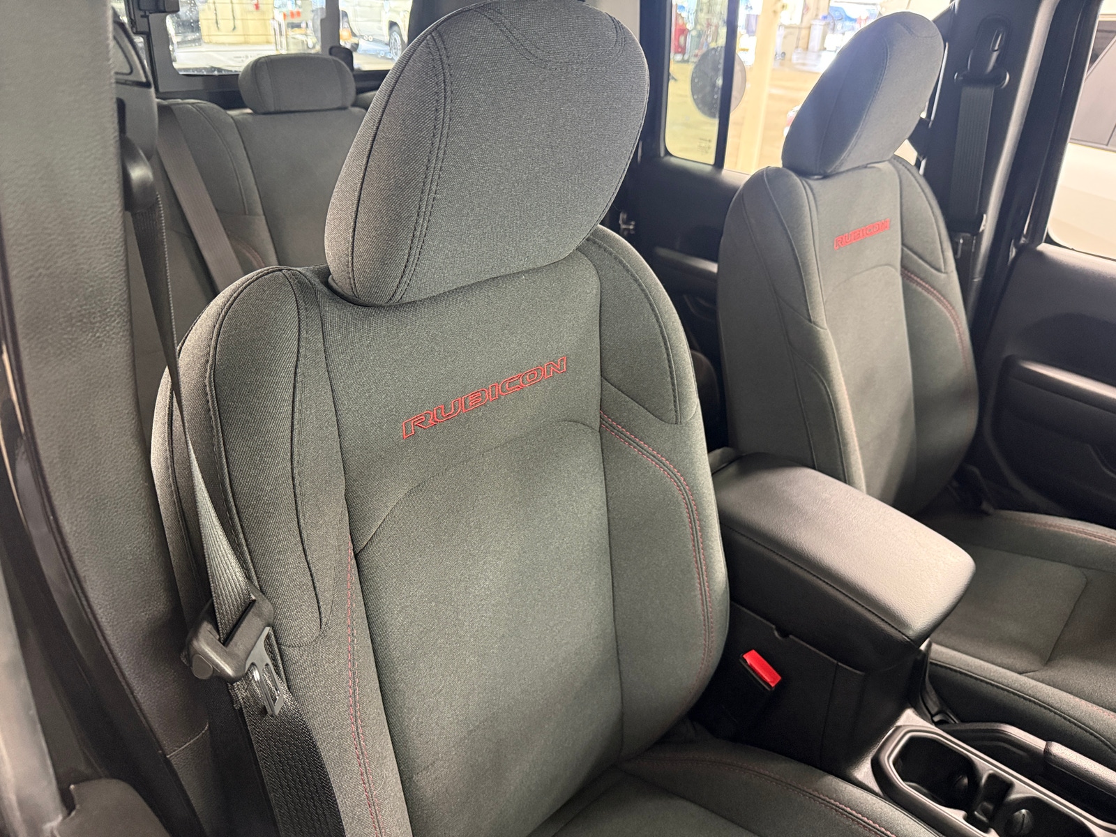 Thumbnail: 2024 Jeep Gladiator - 2