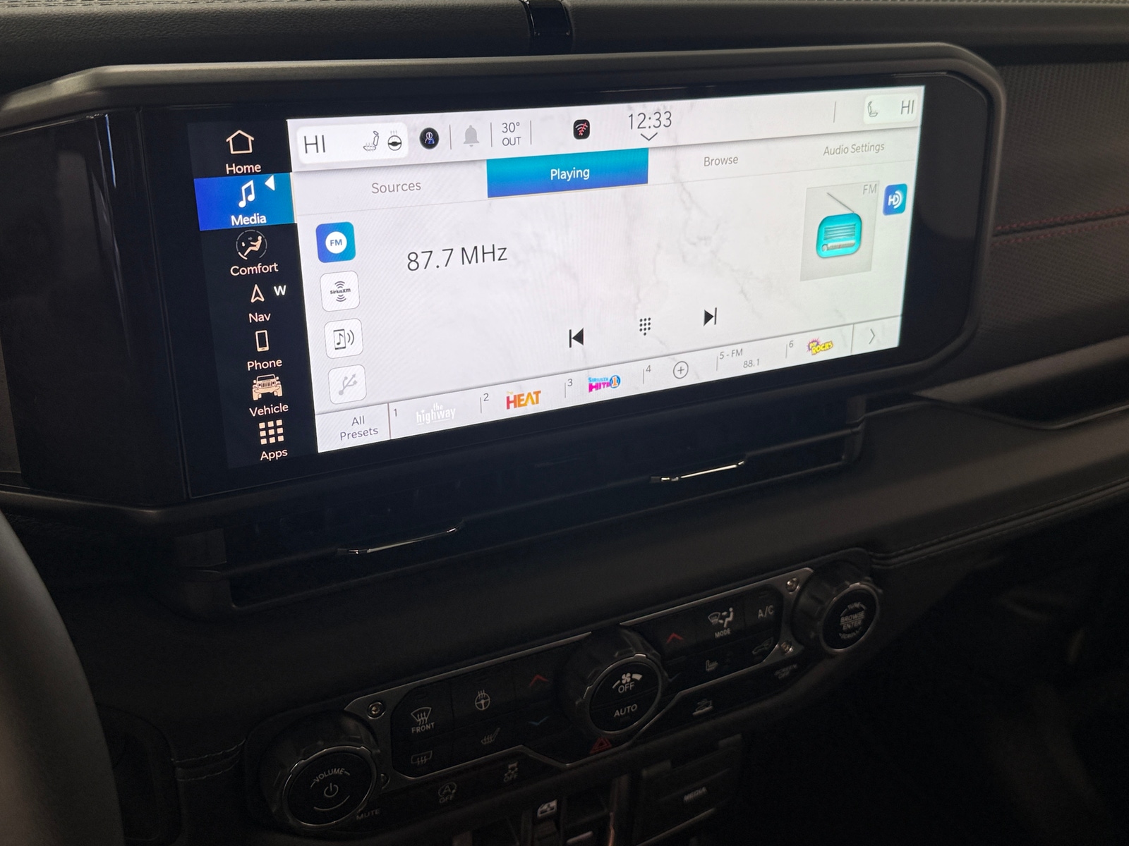 Thumbnail: 2024 Jeep Gladiator - 4