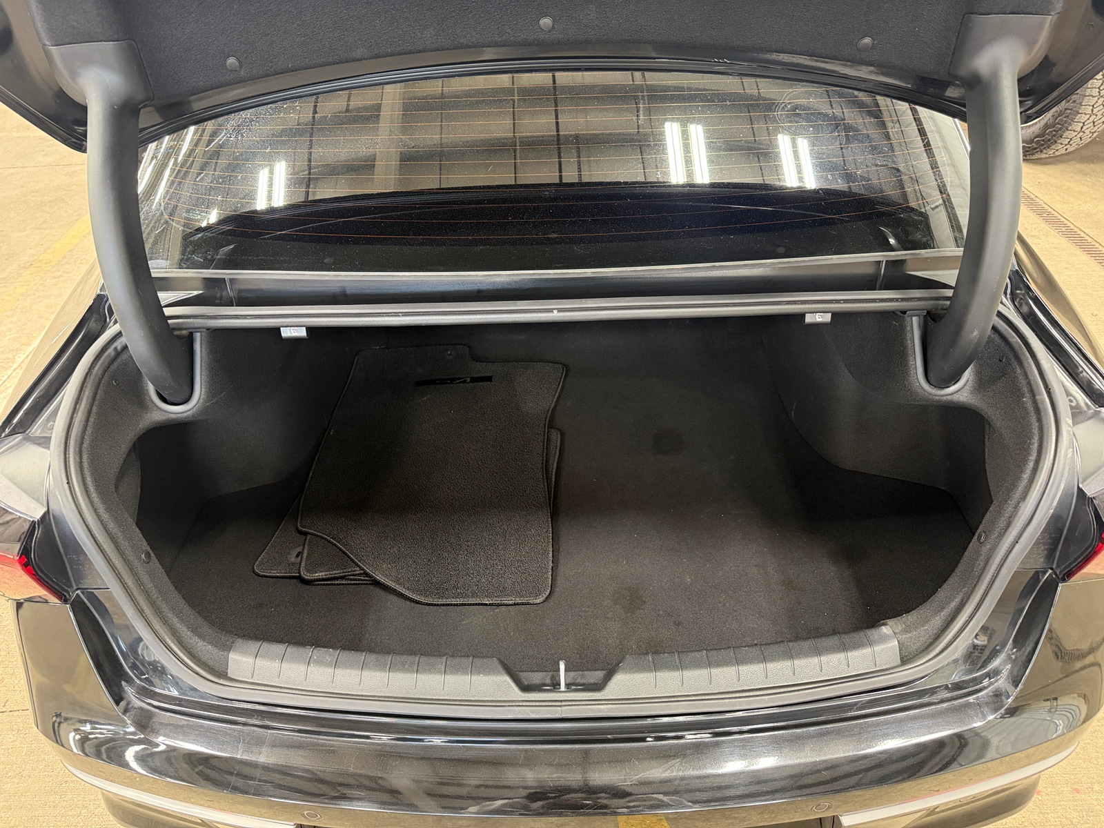 Thumbnail: 2025 Kia K5 - 7