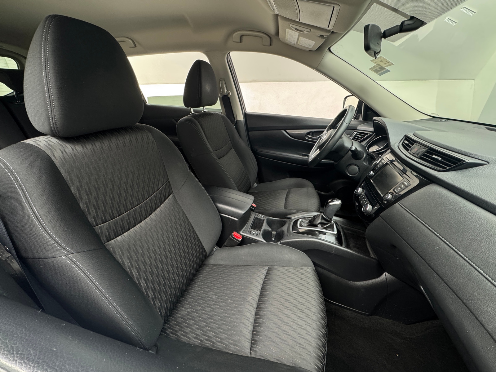 Thumbnail: 2018 Nissan Rogue - 2