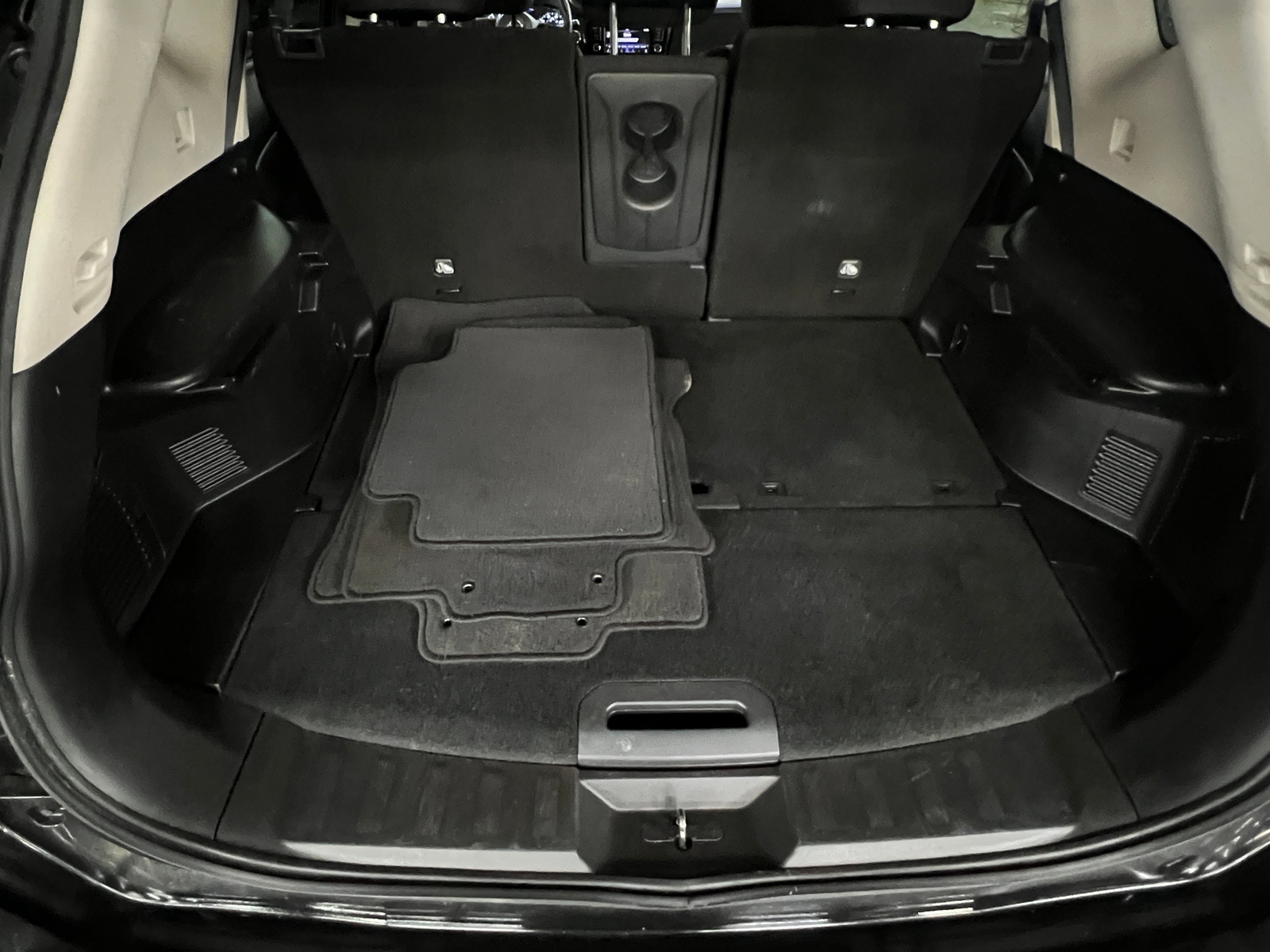 Thumbnail: 2018 Nissan Rogue - 7