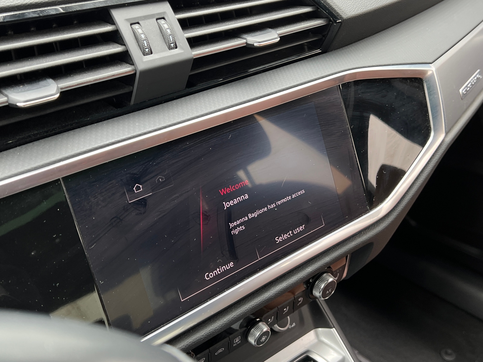 Thumbnail: 2022 Audi Q3 - 3