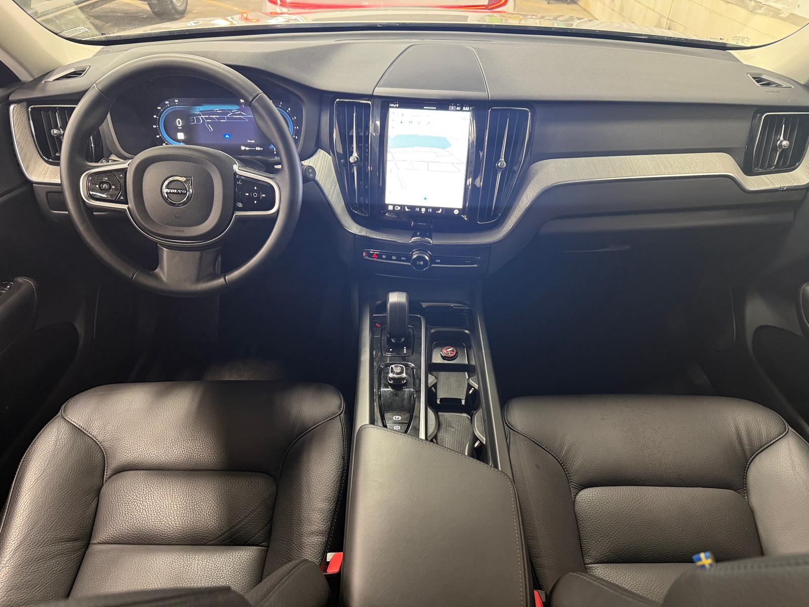 Thumbnail: 2025 Volvo XC60 - 2