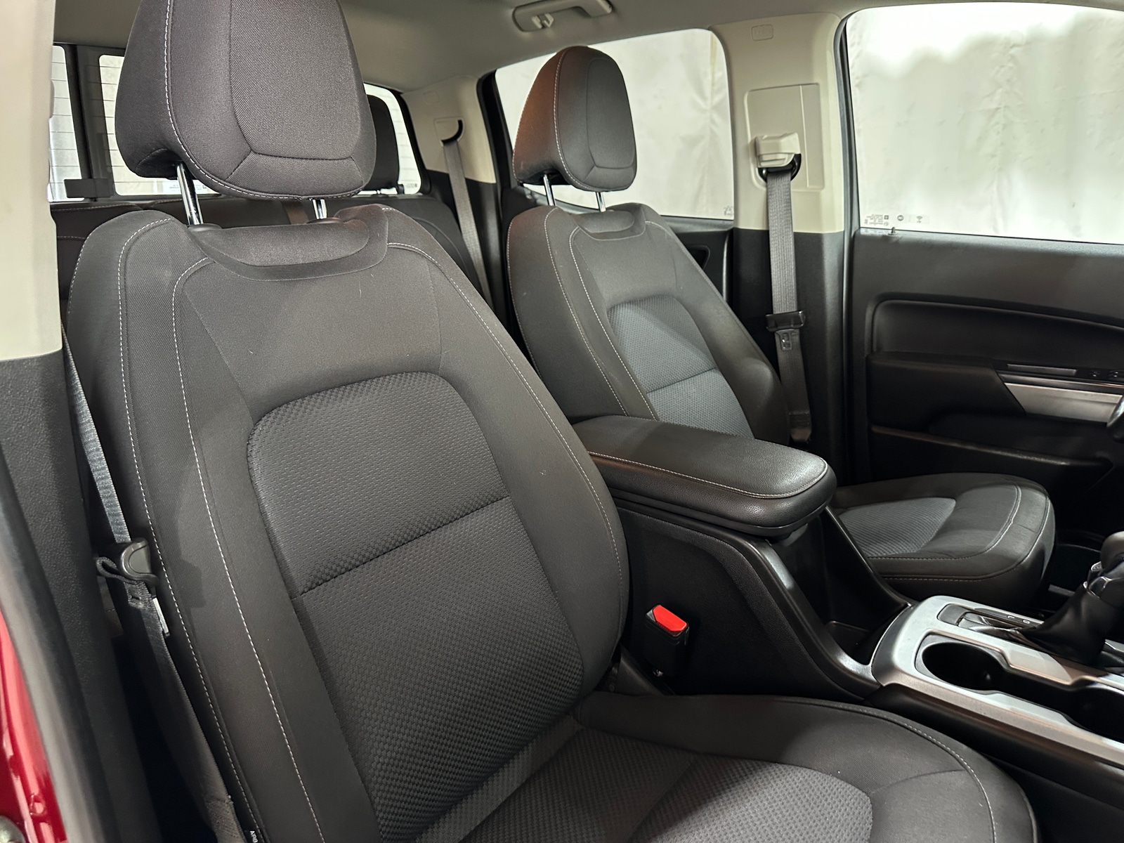 Thumbnail: 2022 Chevrolet Colorado - 2