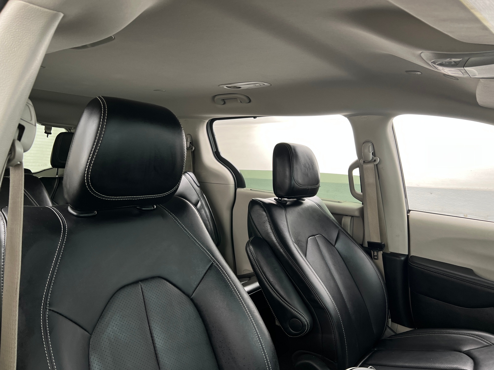 Thumbnail: 2024 Chrysler Pacifica - 2