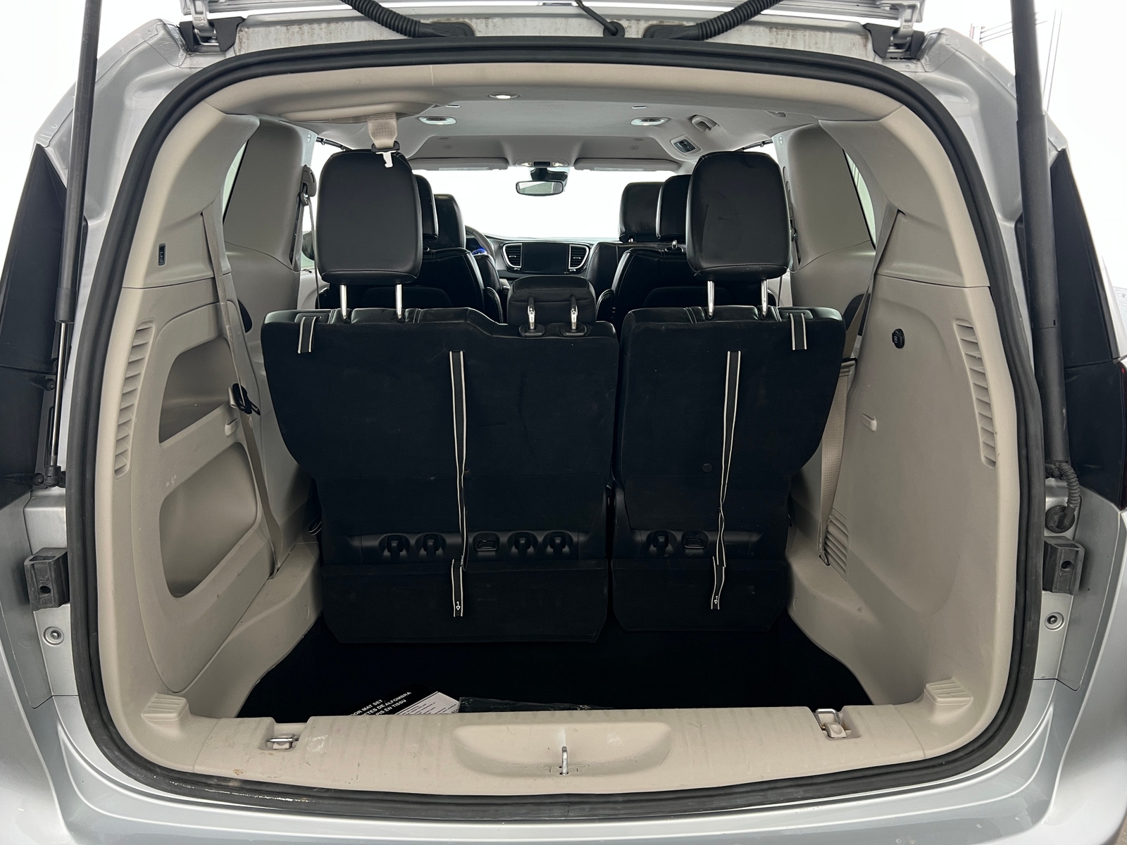 Thumbnail: 2024 Chrysler Pacifica - 7