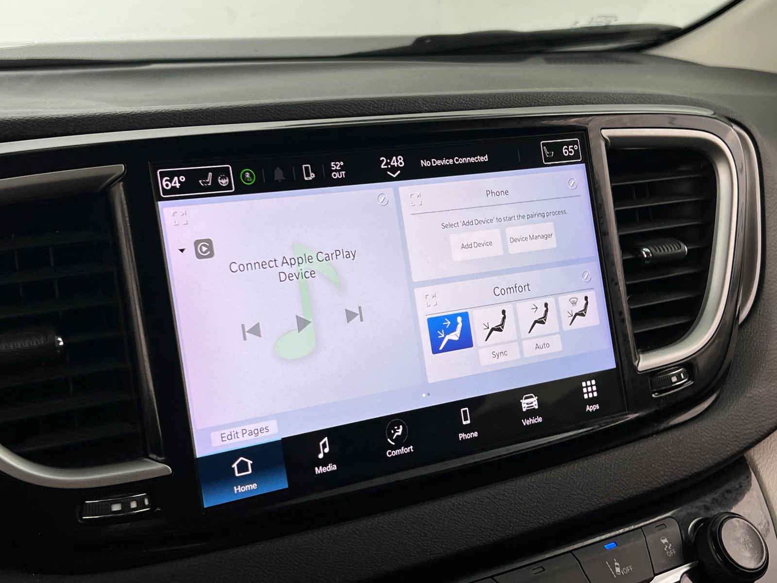 Thumbnail: 2024 Chrysler Pacifica - 4