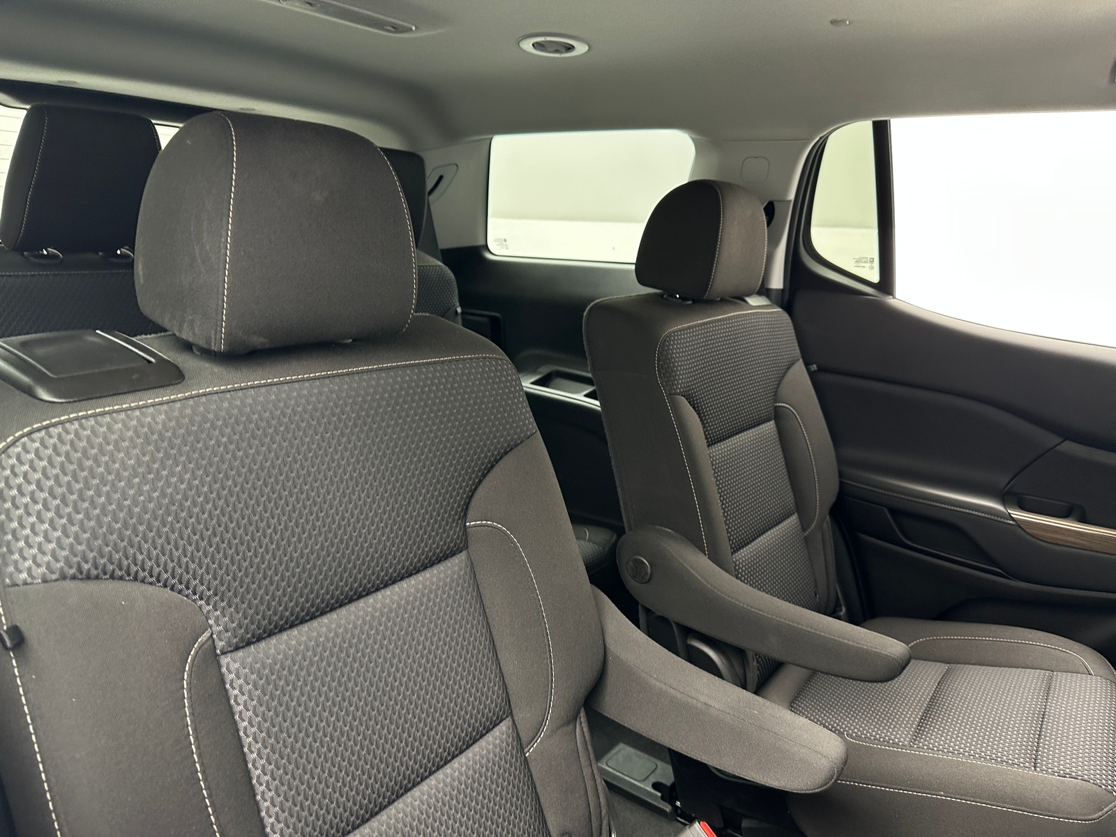 Thumbnail: 2023 GMC Acadia - 6