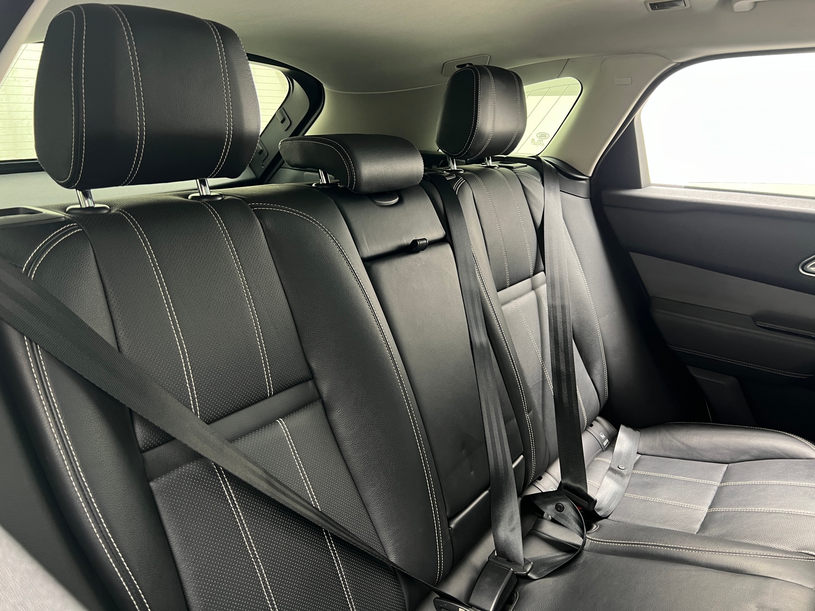 Thumbnail: 2018 Land Rover Range Rover Velar - 5