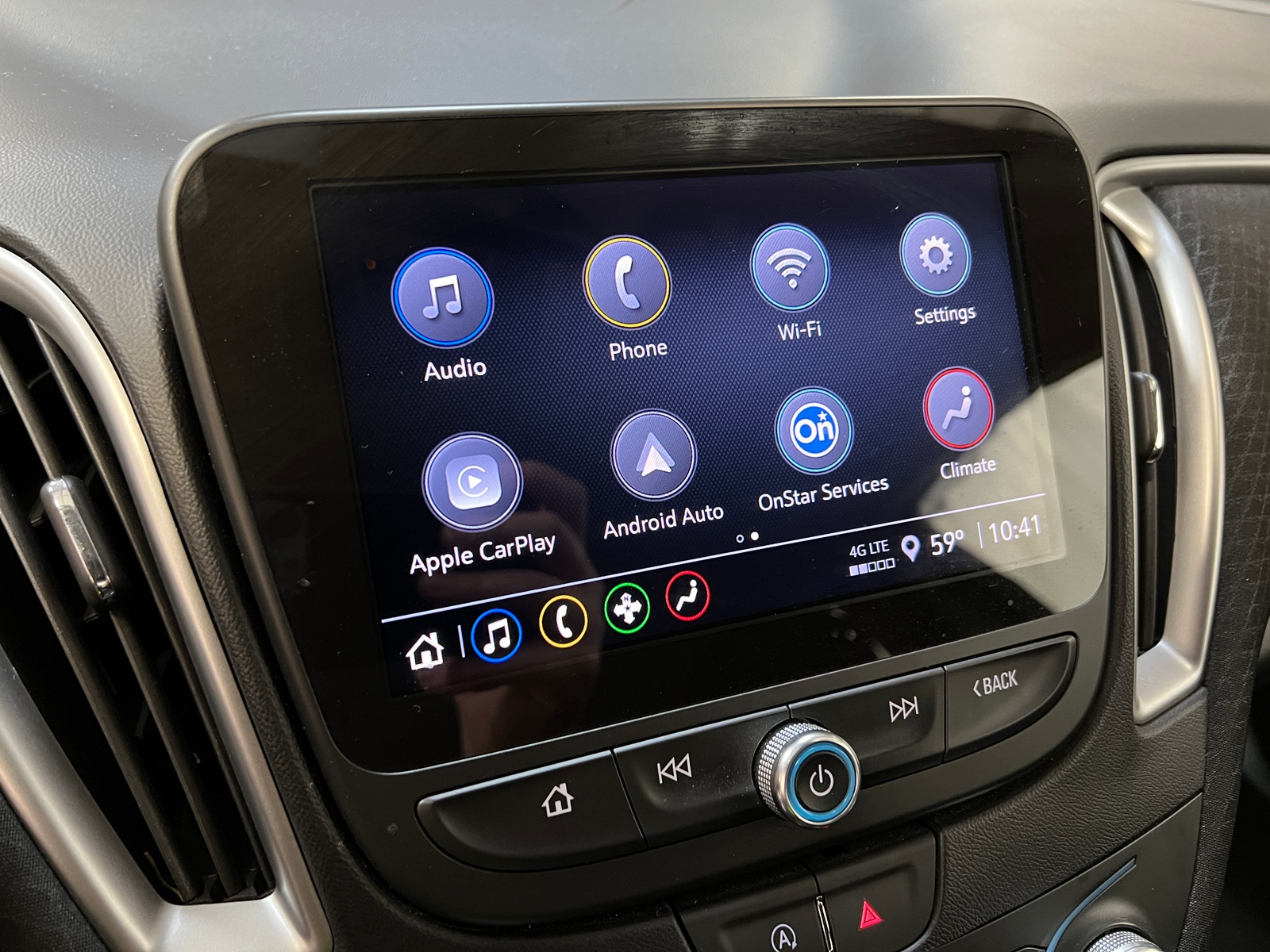 Thumbnail: 2024 Chevrolet Malibu - 4