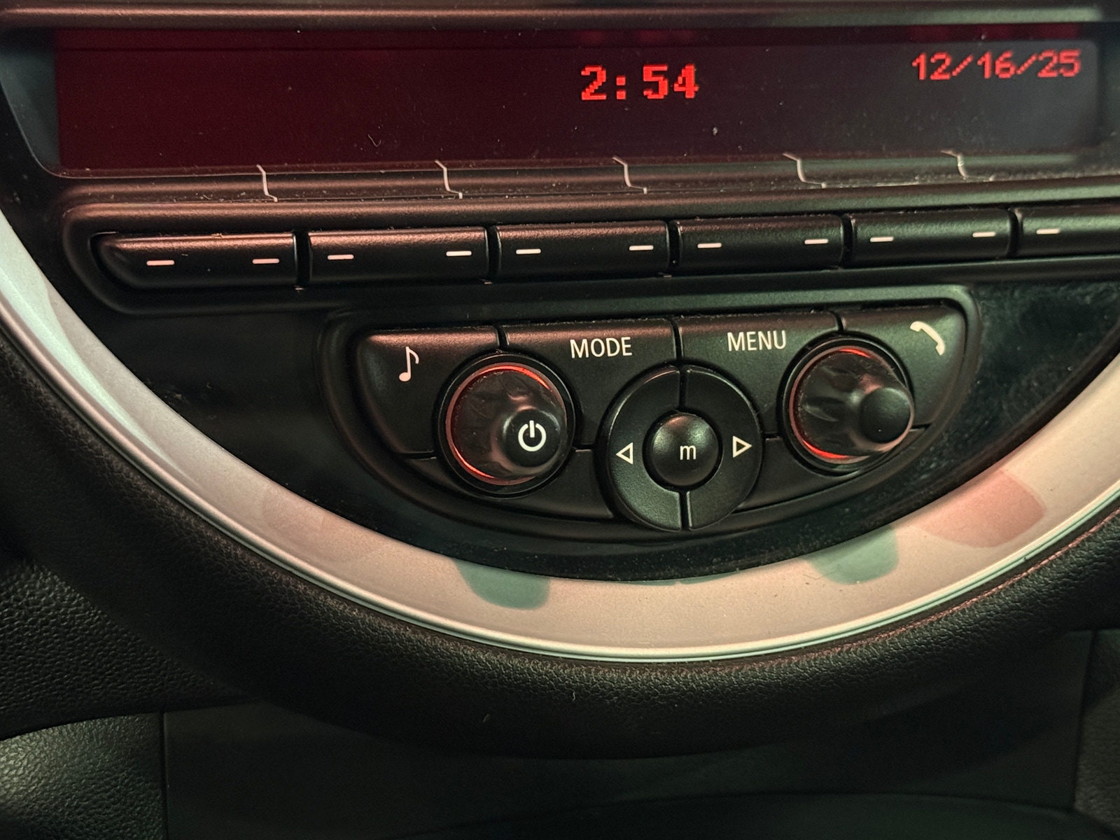 Thumbnail: 2015 MINI Cooper Convertible - 4