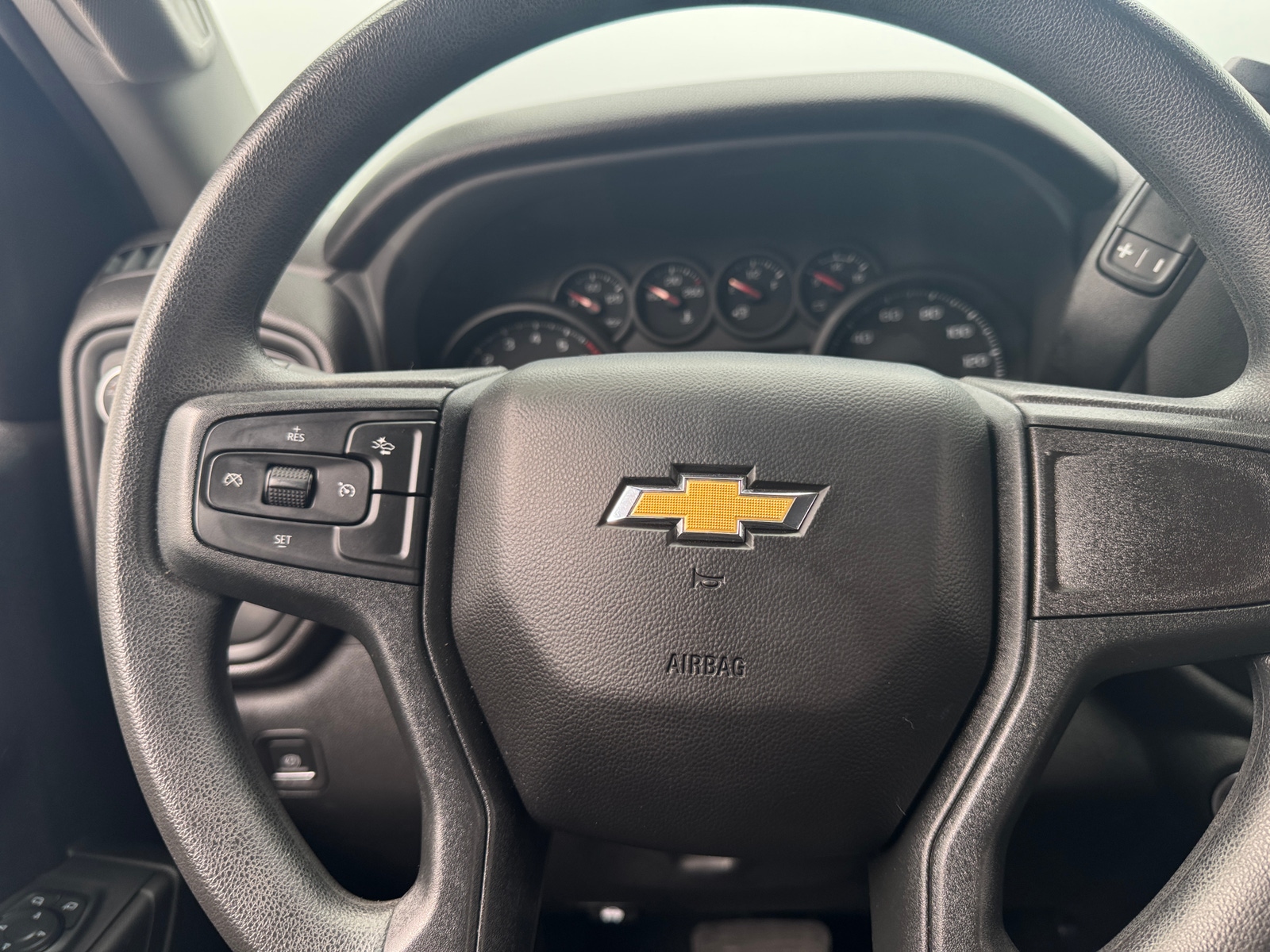 Thumbnail: 2024 Chevrolet Silverado 1500 - 5