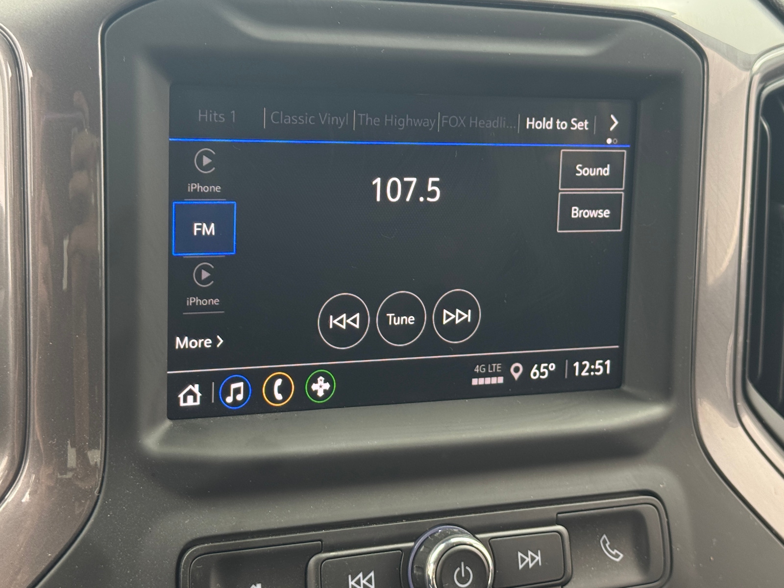 Thumbnail: 2024 Chevrolet Silverado 1500 - 4