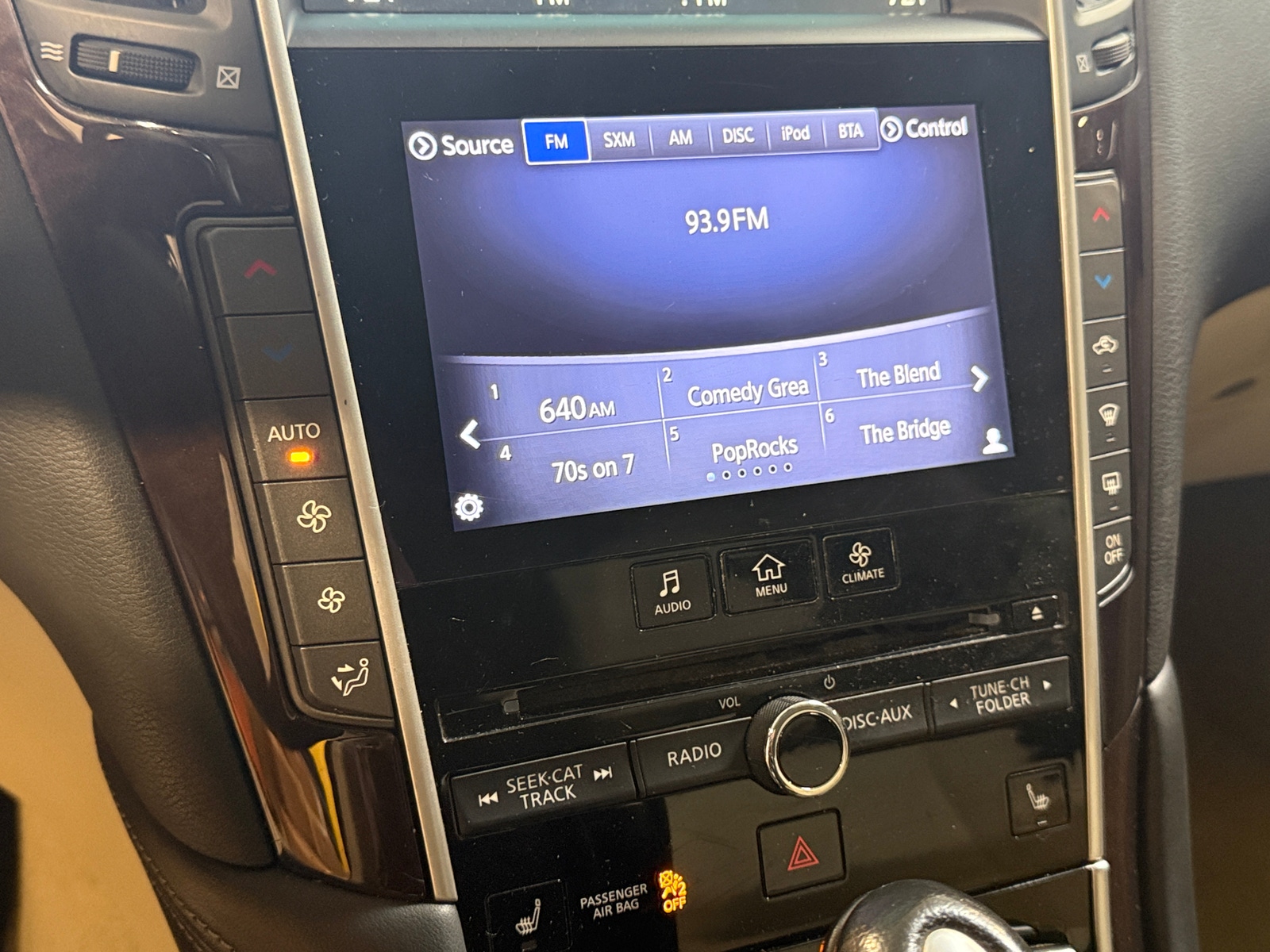 Thumbnail: 2014 INFINITI Q50 - 3