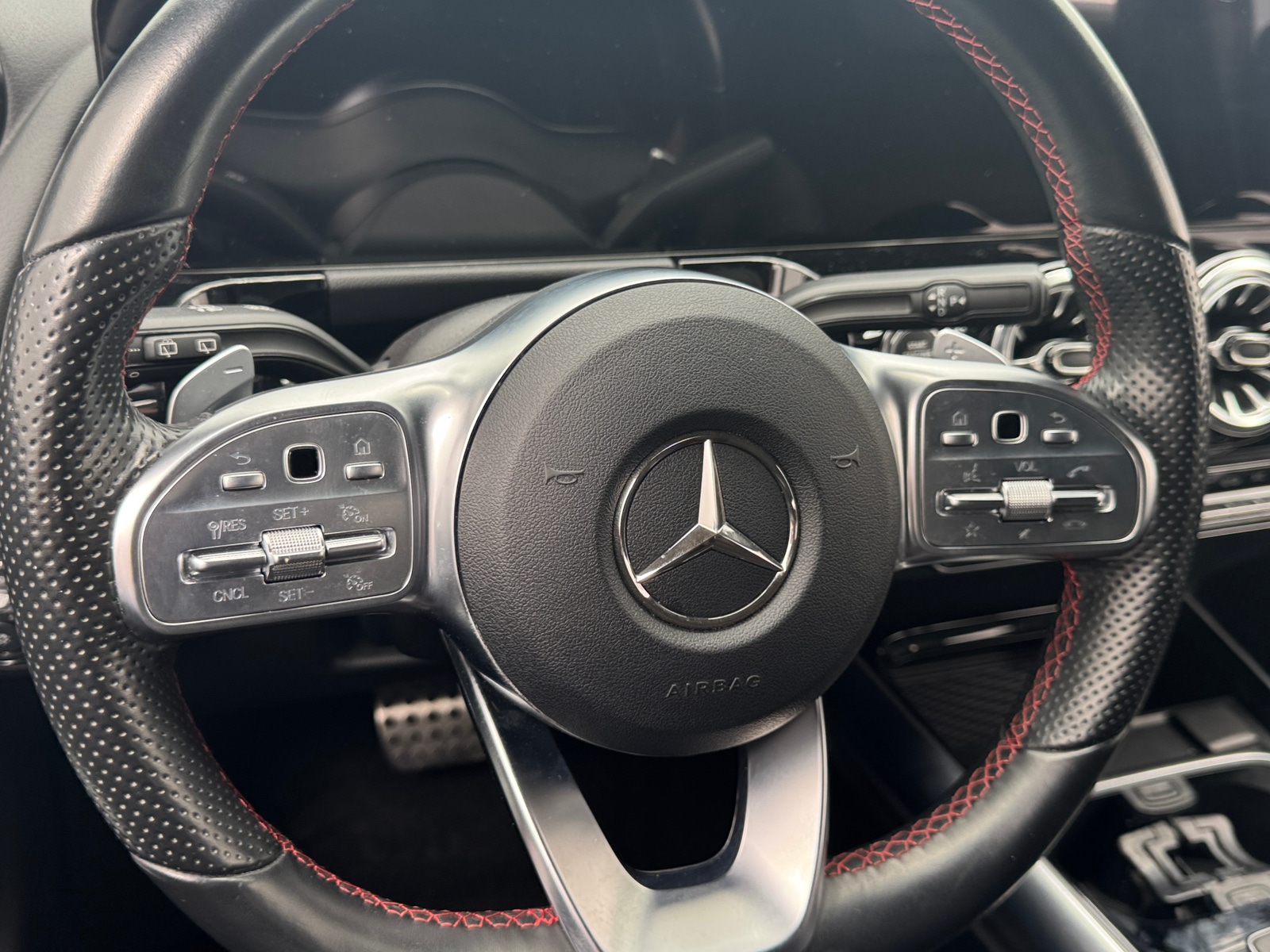 Thumbnail: 2023 Mercedes-Benz GLA - 4