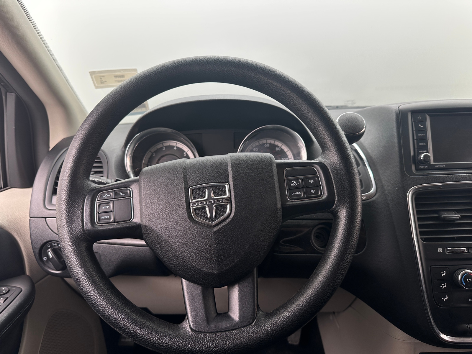 Thumbnail: 2019 Dodge Grand Caravan - 5