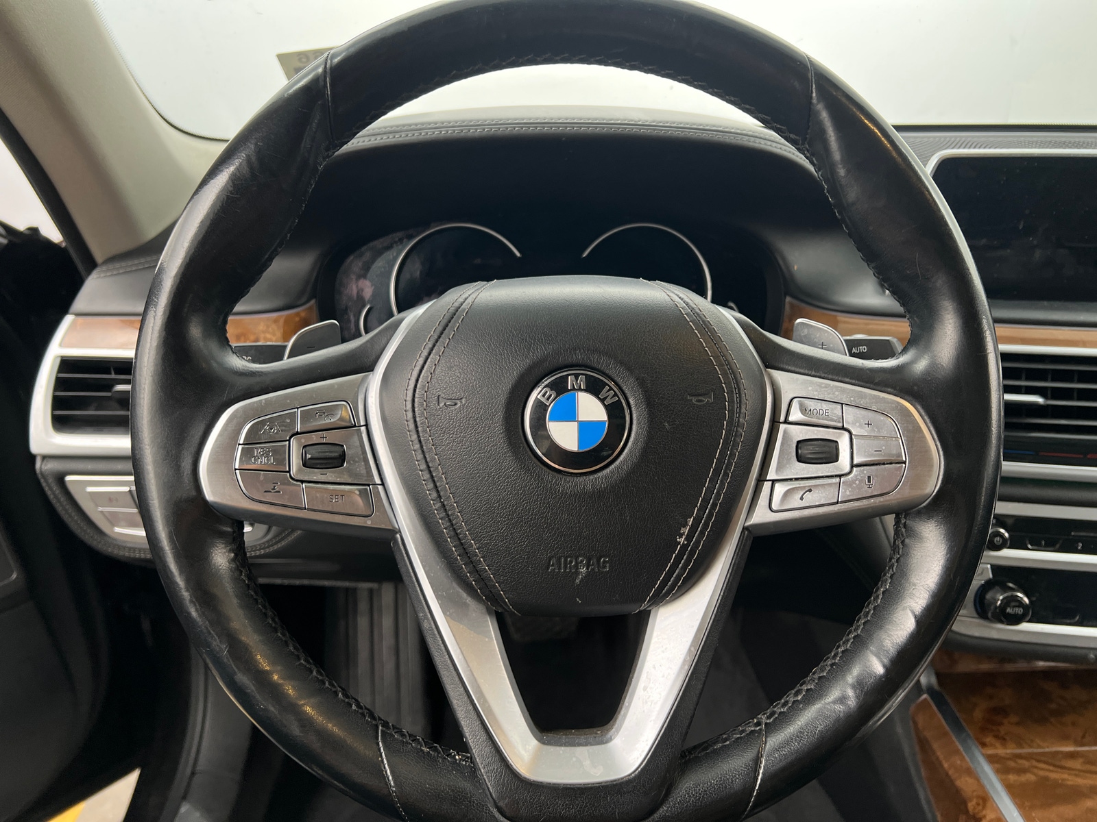 Thumbnail: 2018 BMW 7 Series - 4