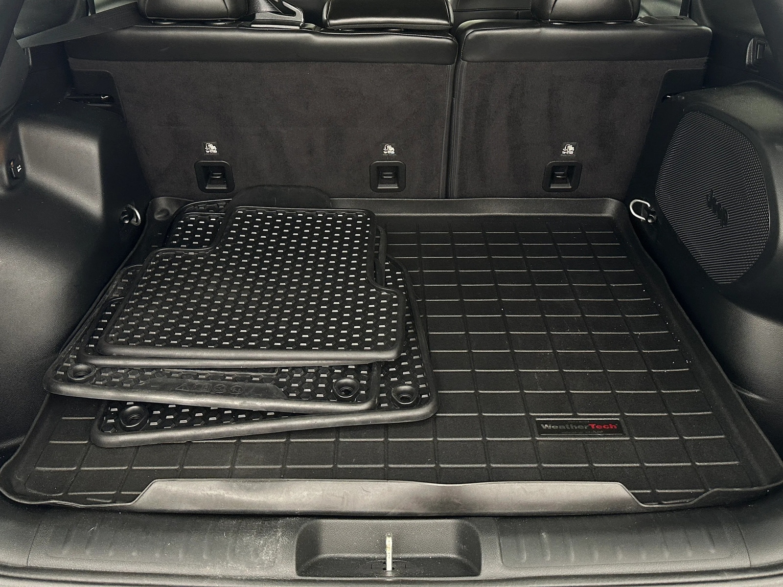 Thumbnail: 2019 Jeep Cherokee - 6