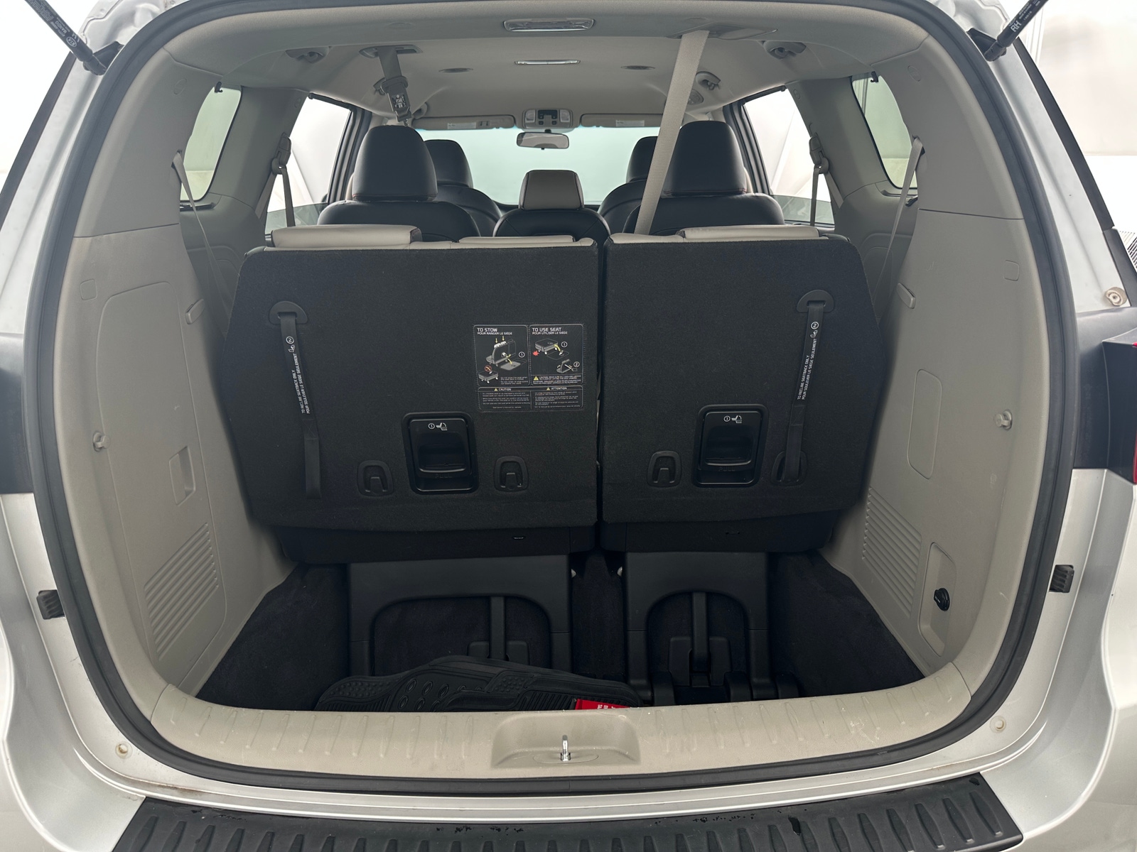 Thumbnail: 2019 Kia Sedona - 6