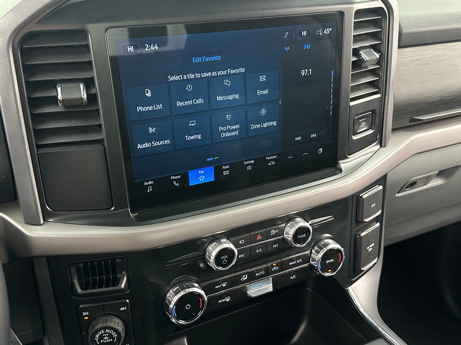 Thumbnail: 2025 Ford Econoline - 4